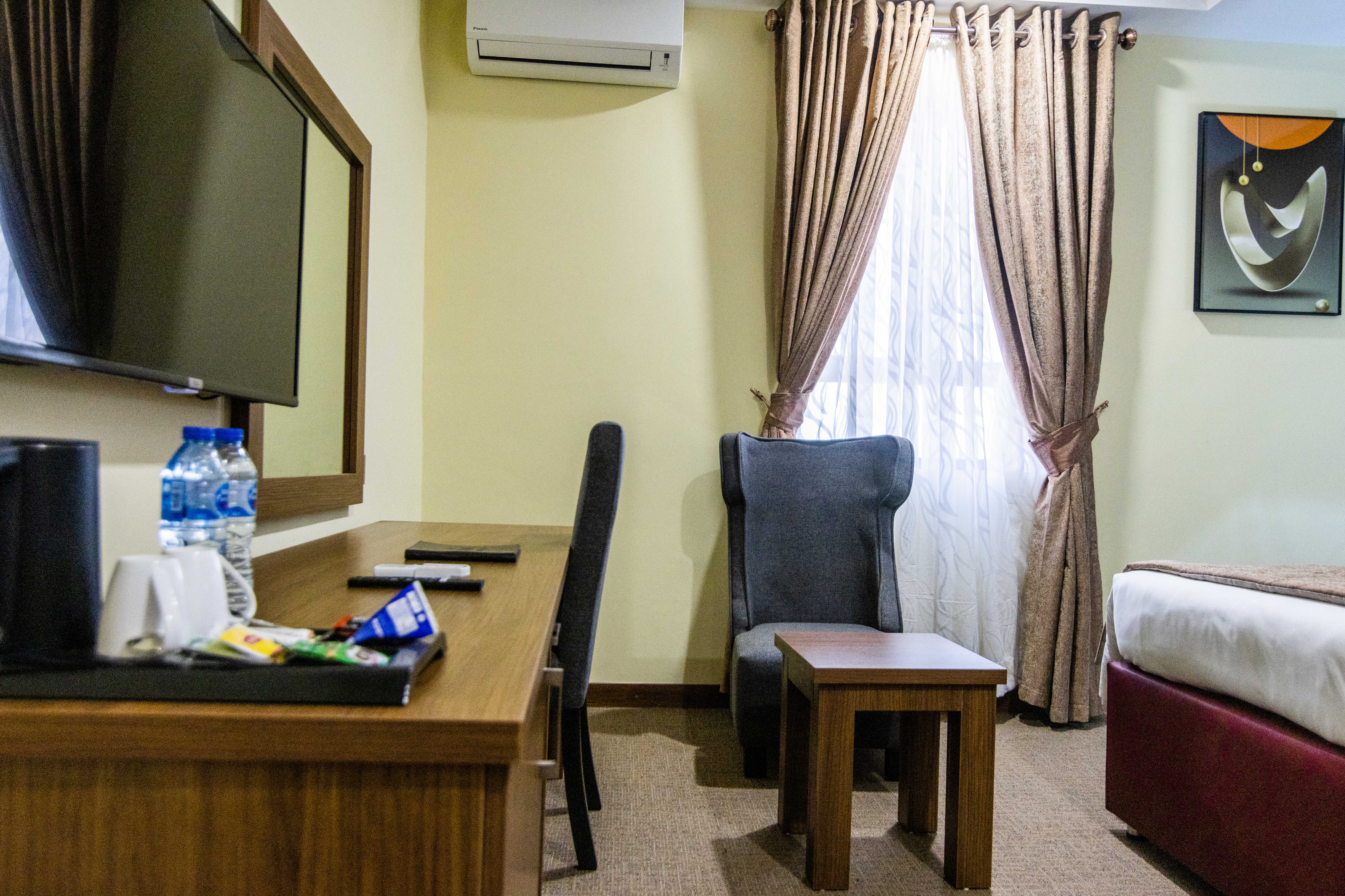 Double Superior King Bed