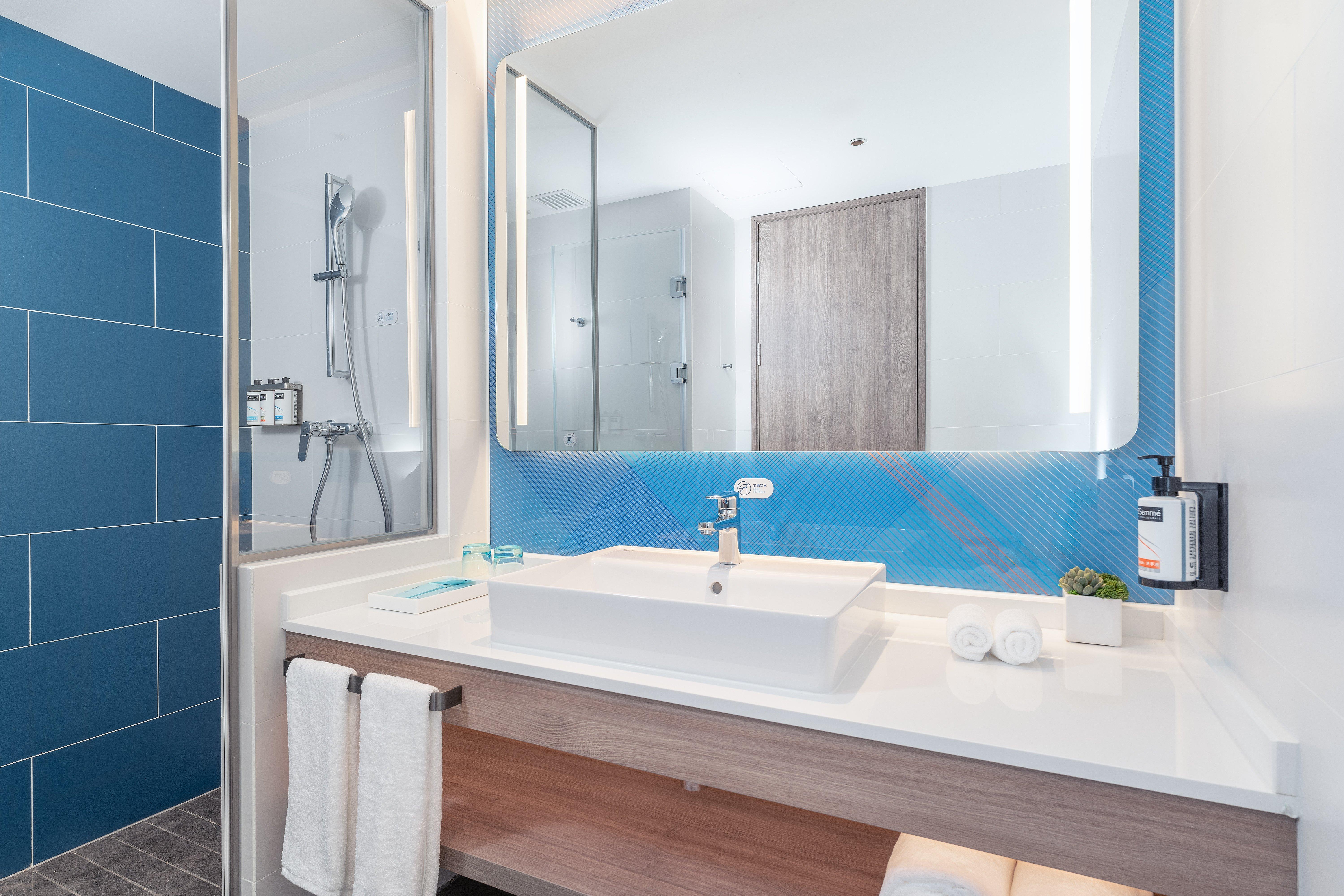 Double or Twin Standard