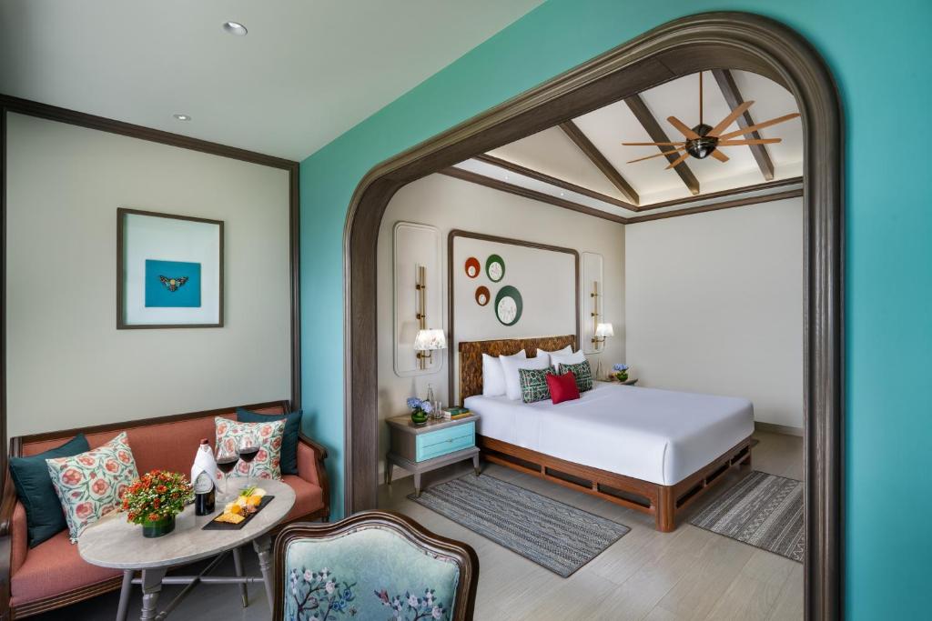 Double Premium King Bed