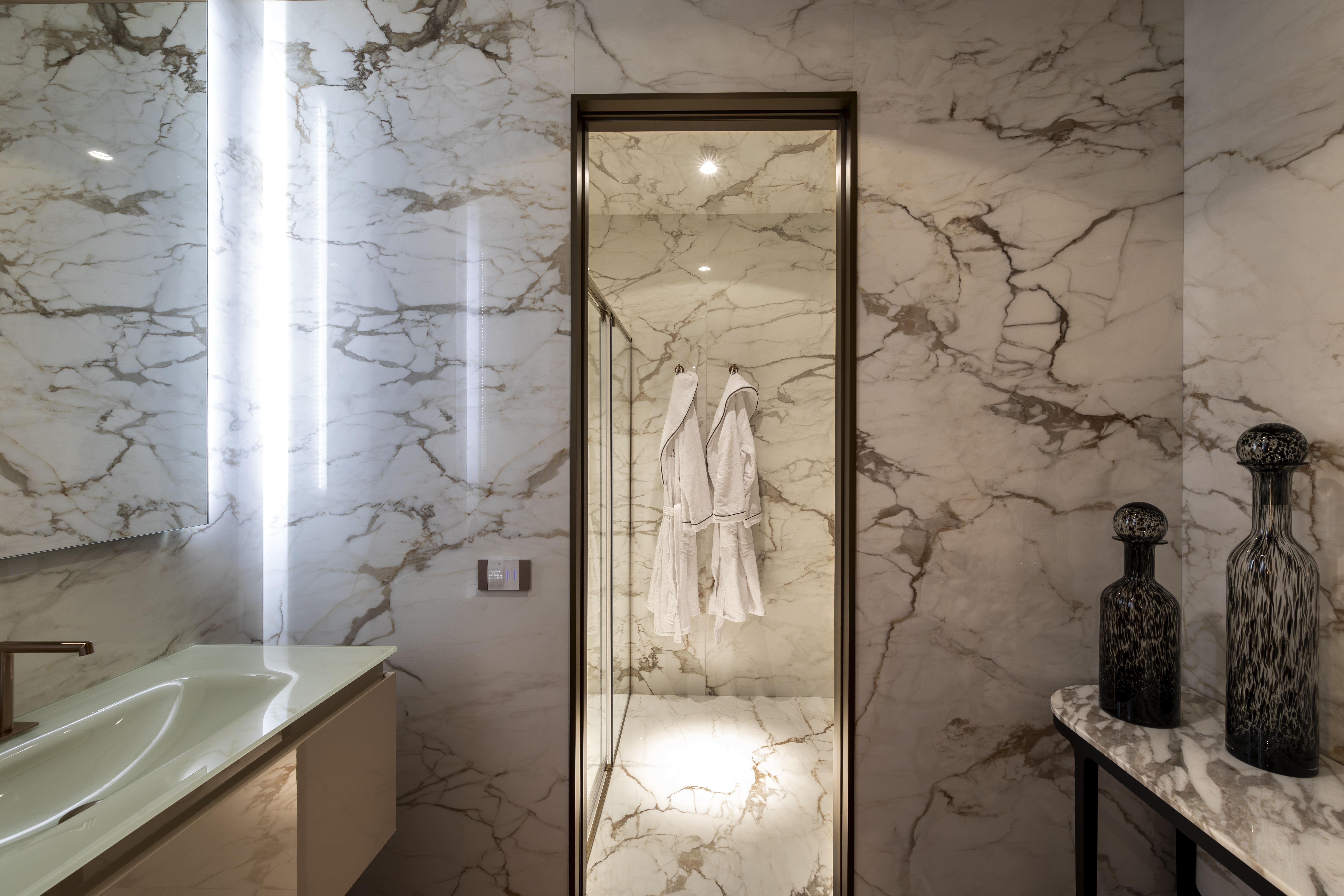 Apartment Luxury One Bedroom