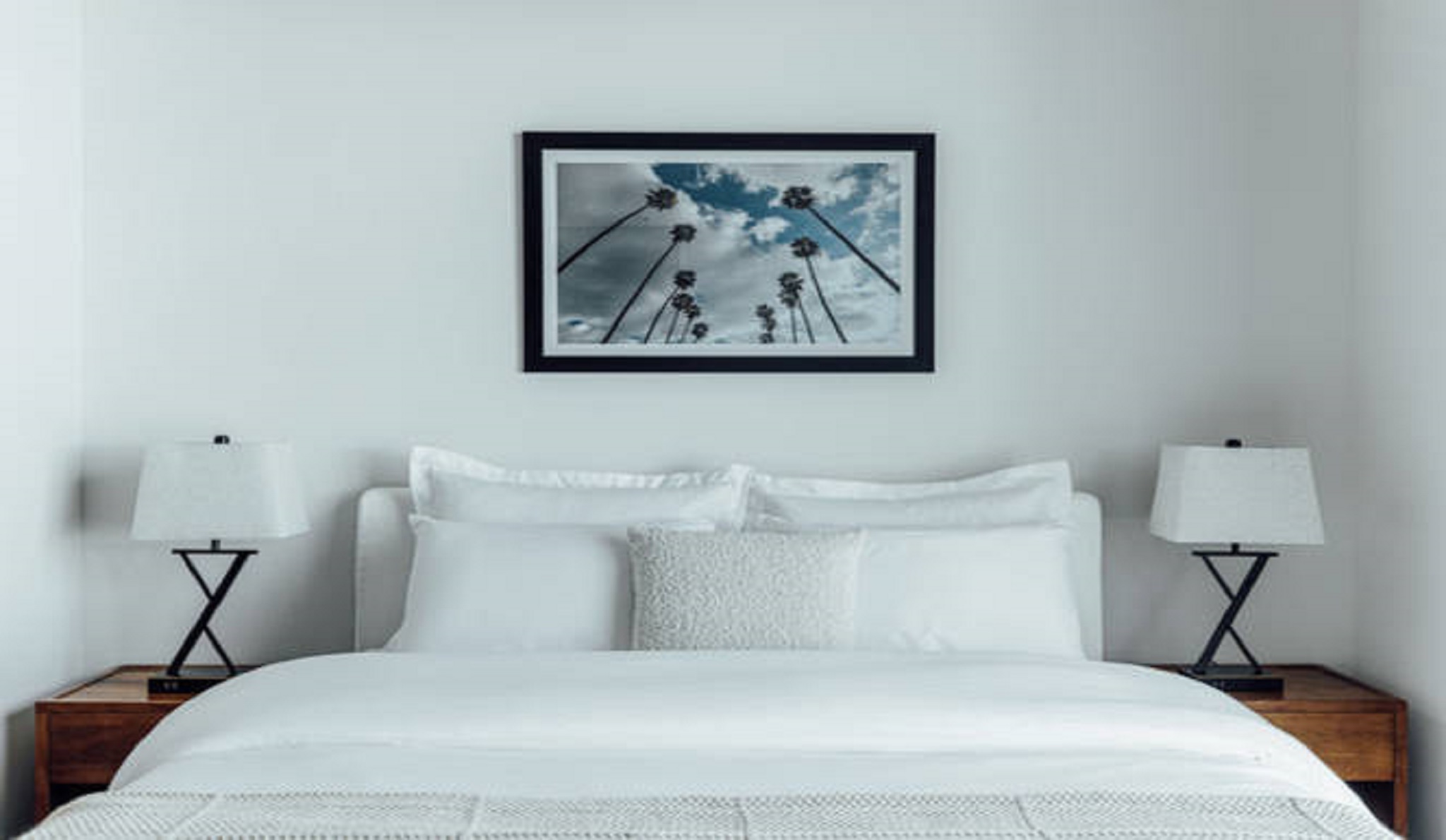 Studio King Size Bed