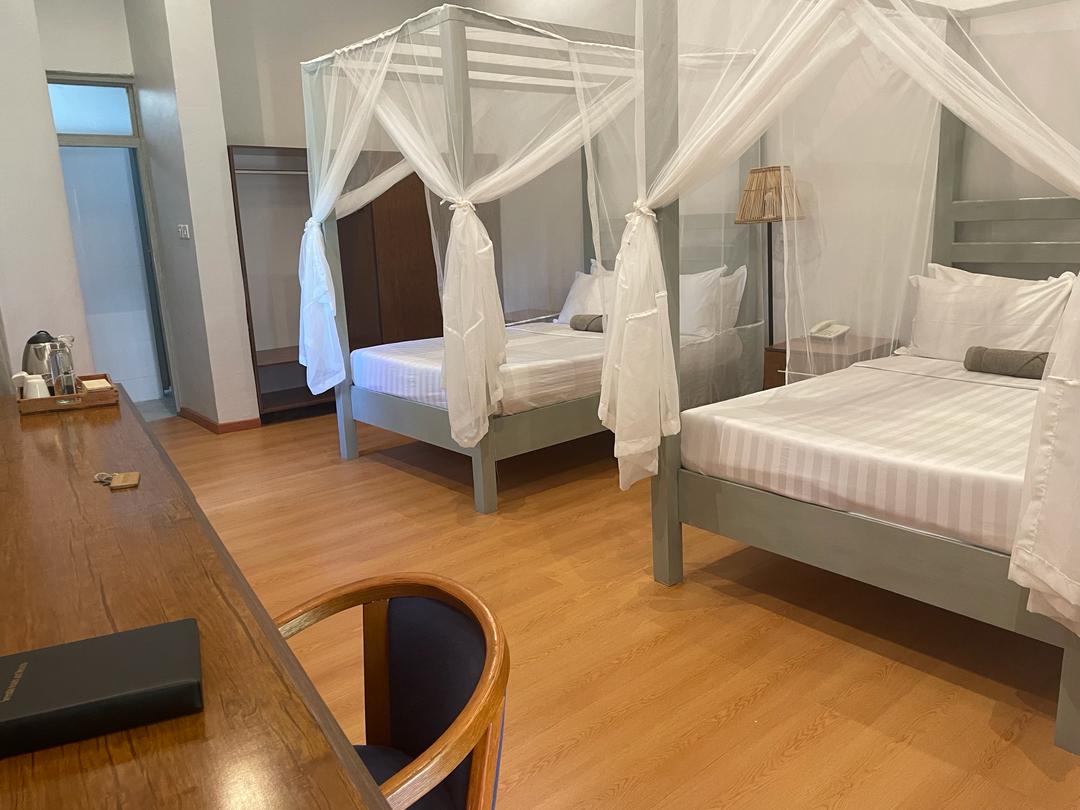 Triple Queen Size Bed