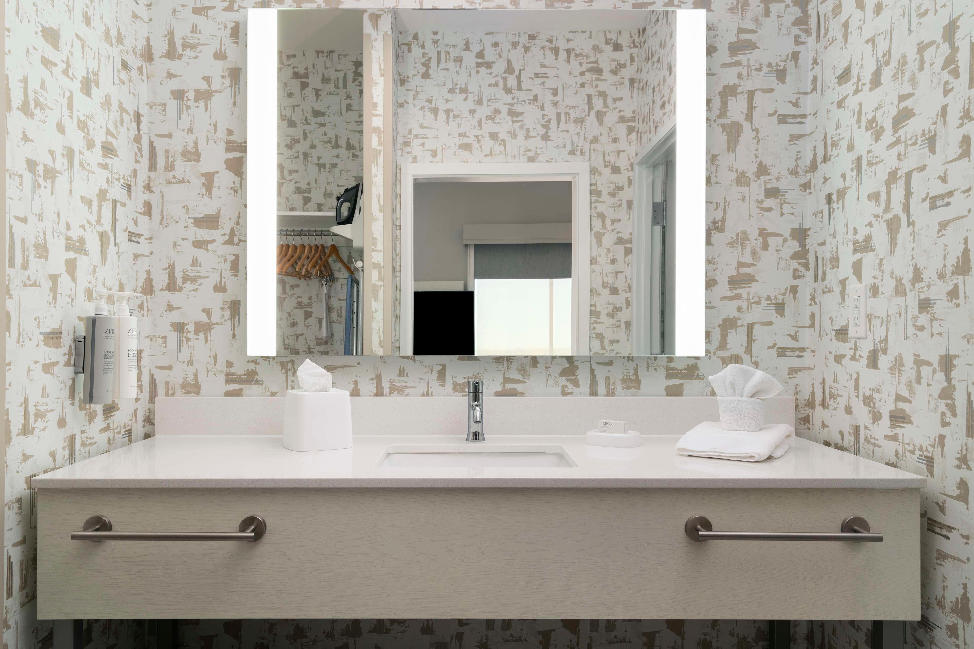 Studio King Size Bed