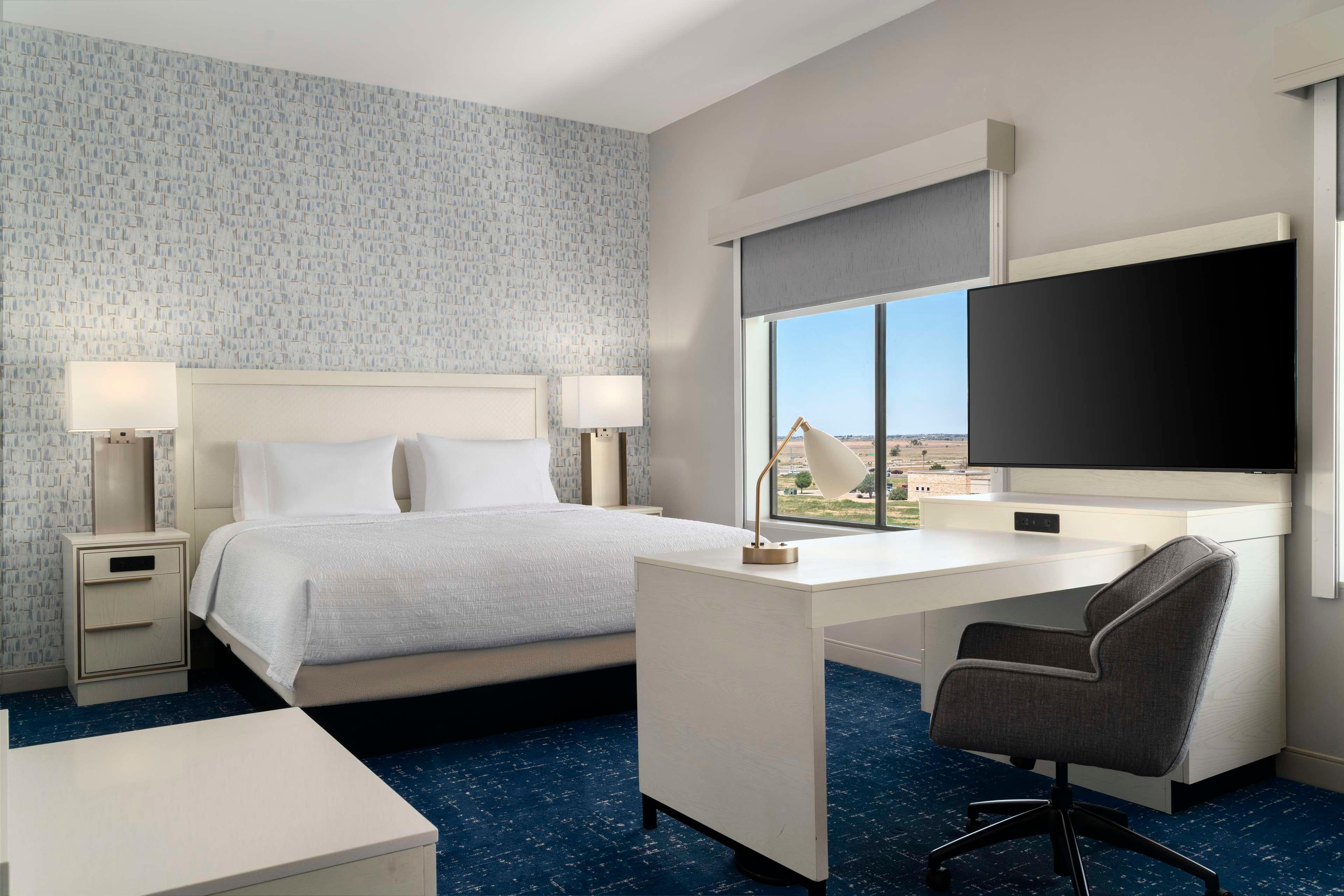 Studio King Size Bed