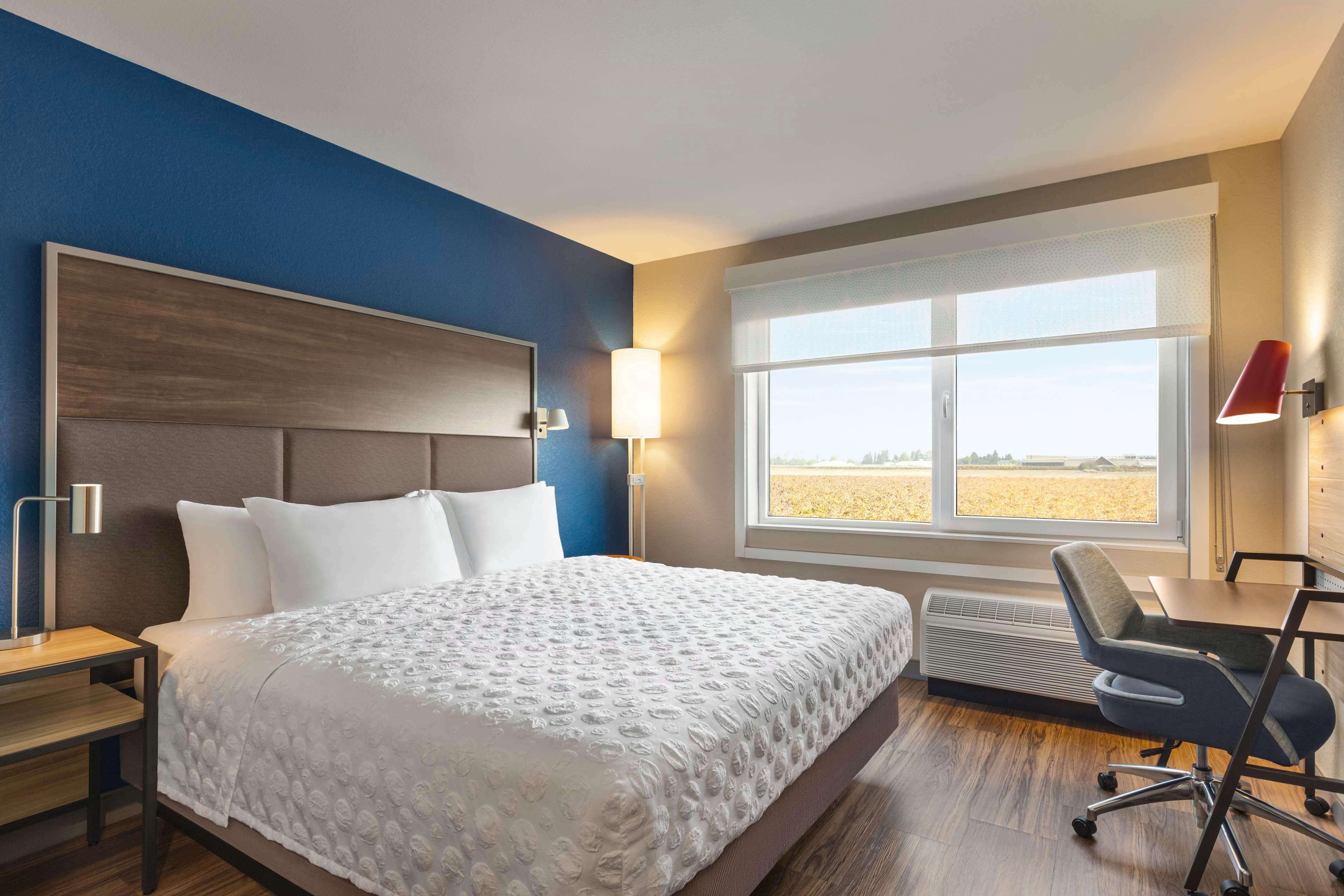 Double King Size Bed