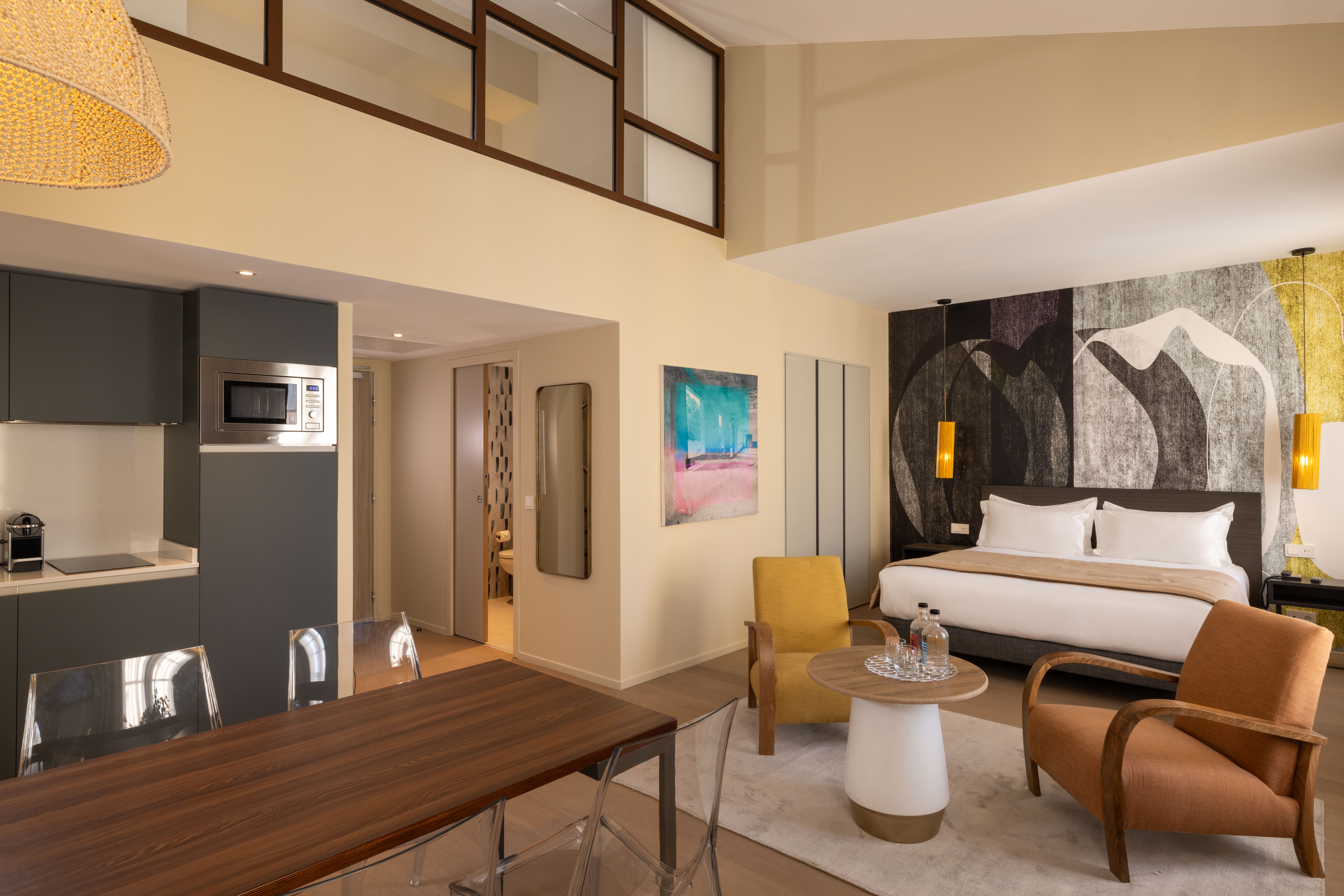 Suite Deluxe Capacity 4