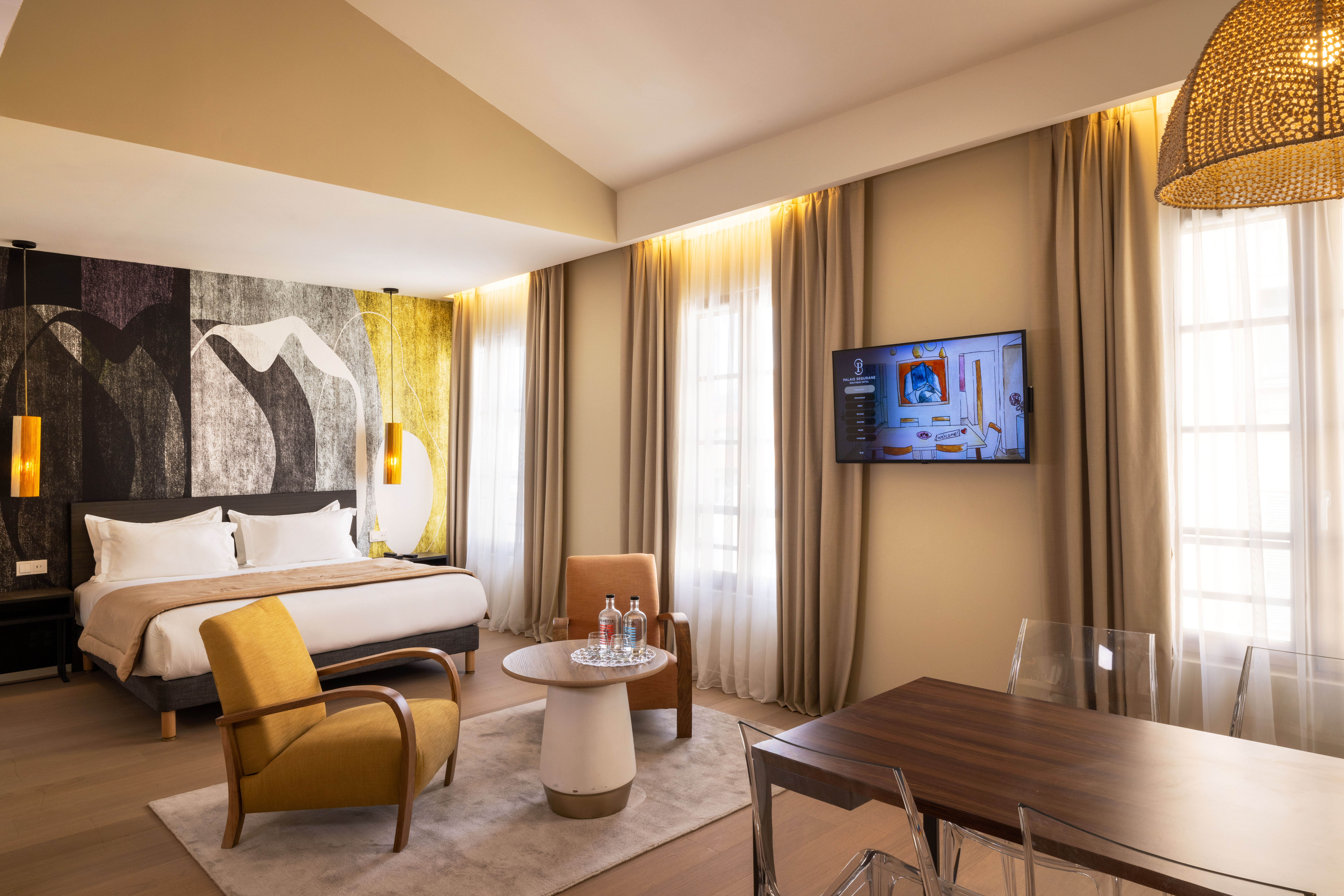 Suite Deluxe Capacity 4