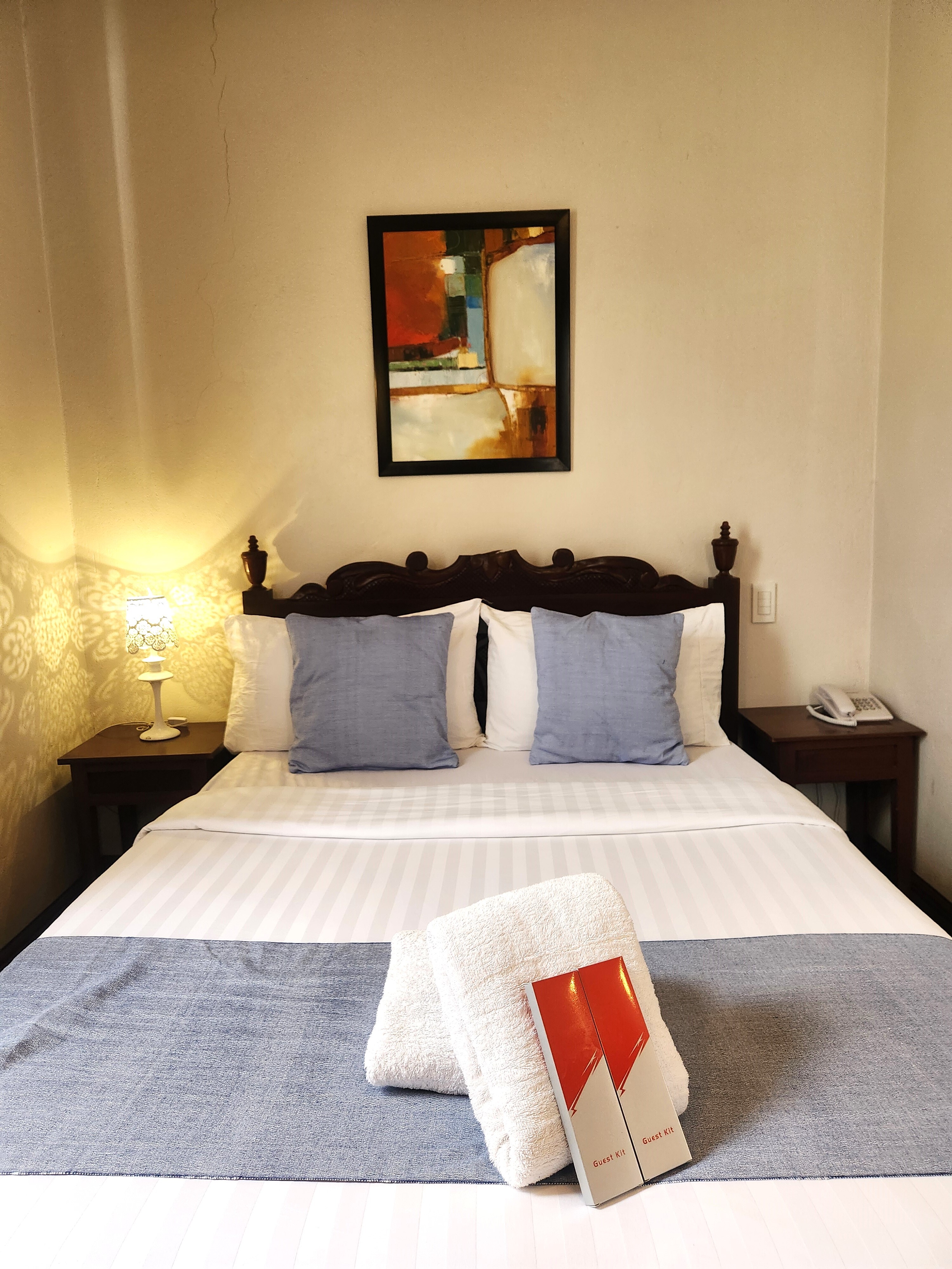 Double Superior Queen Bed