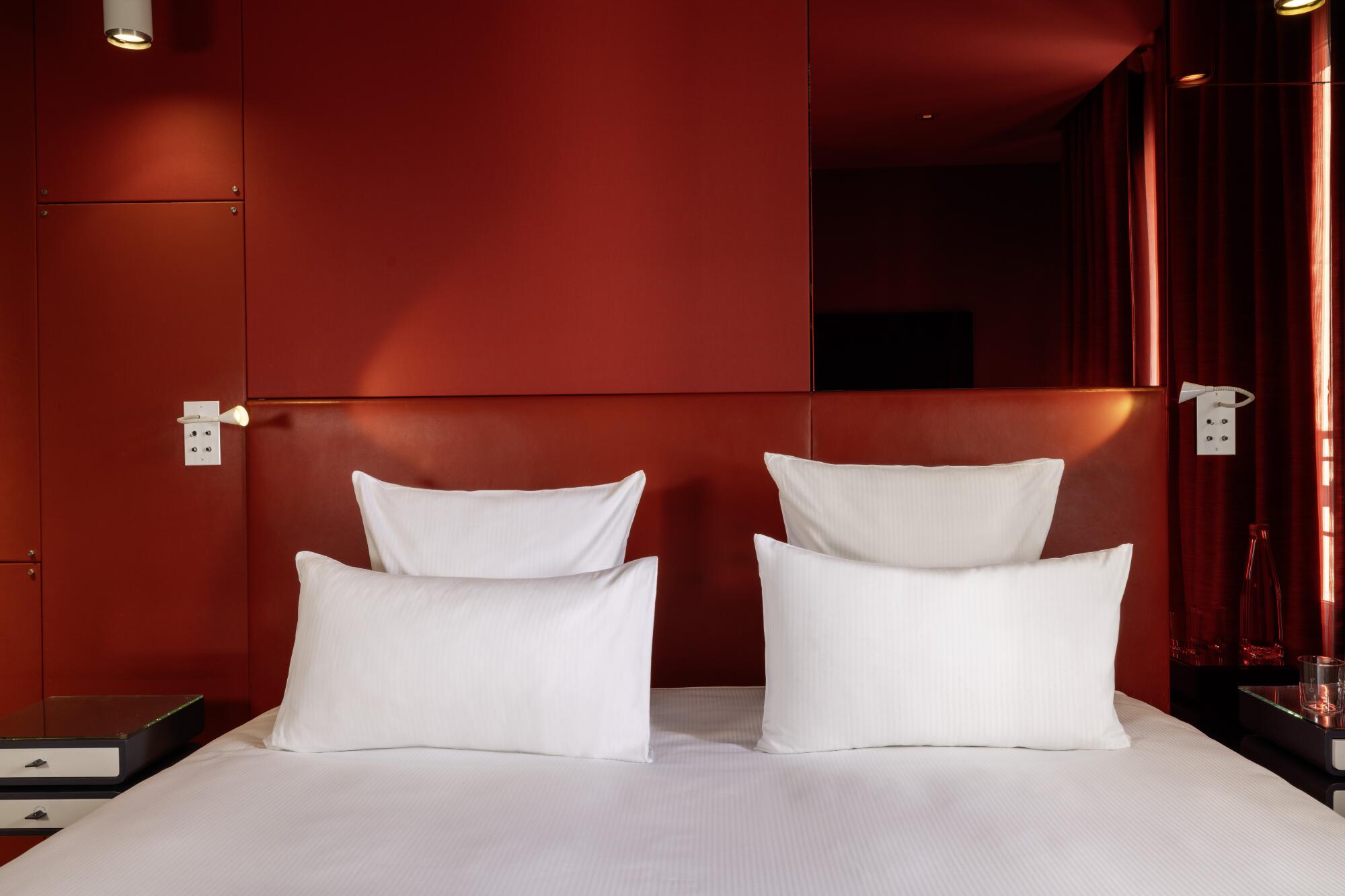 Double or Twin Standard