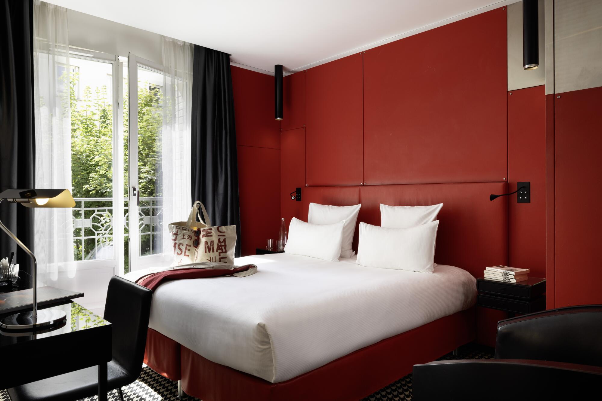 Double or Twin Standard