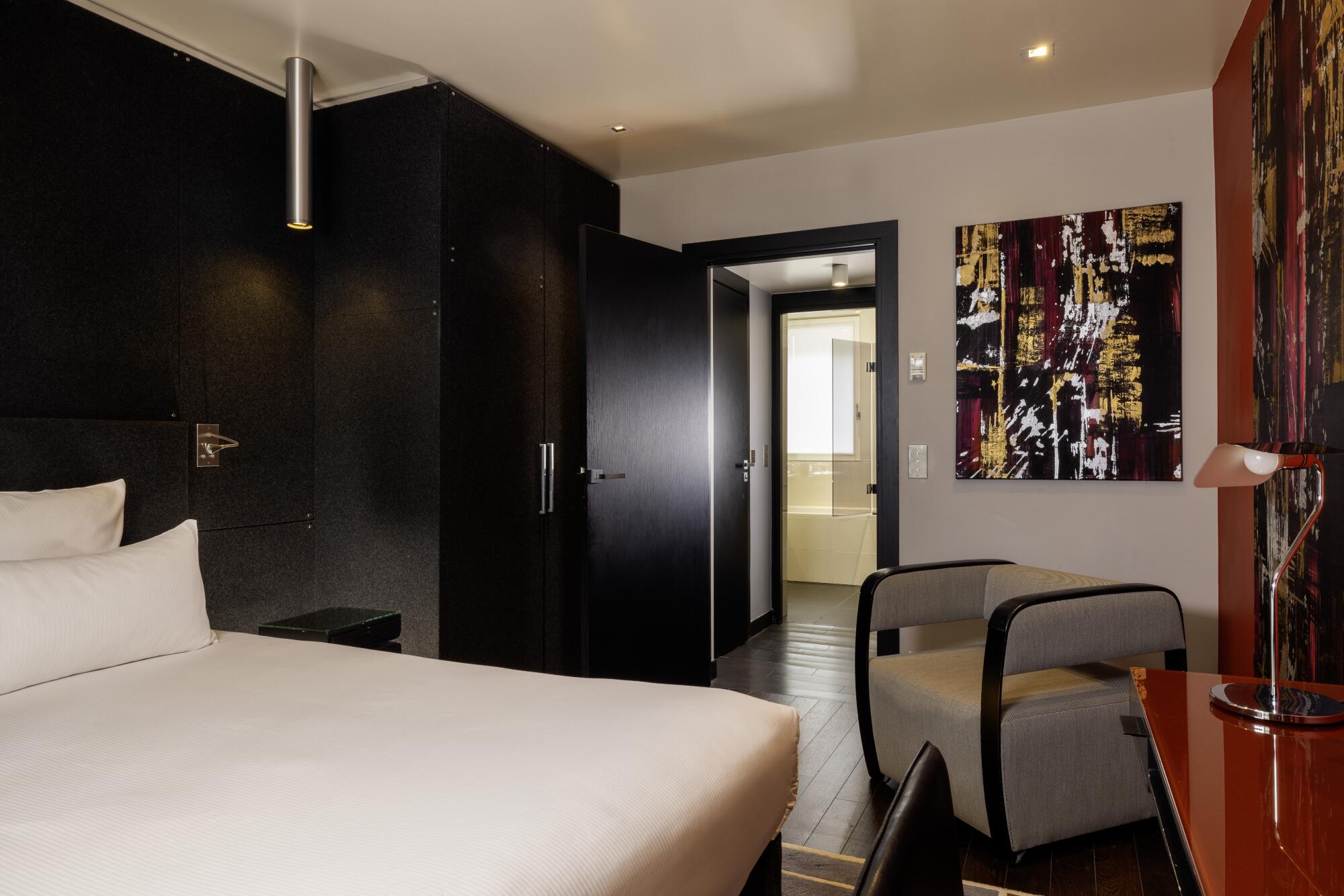 Double or Twin Executive