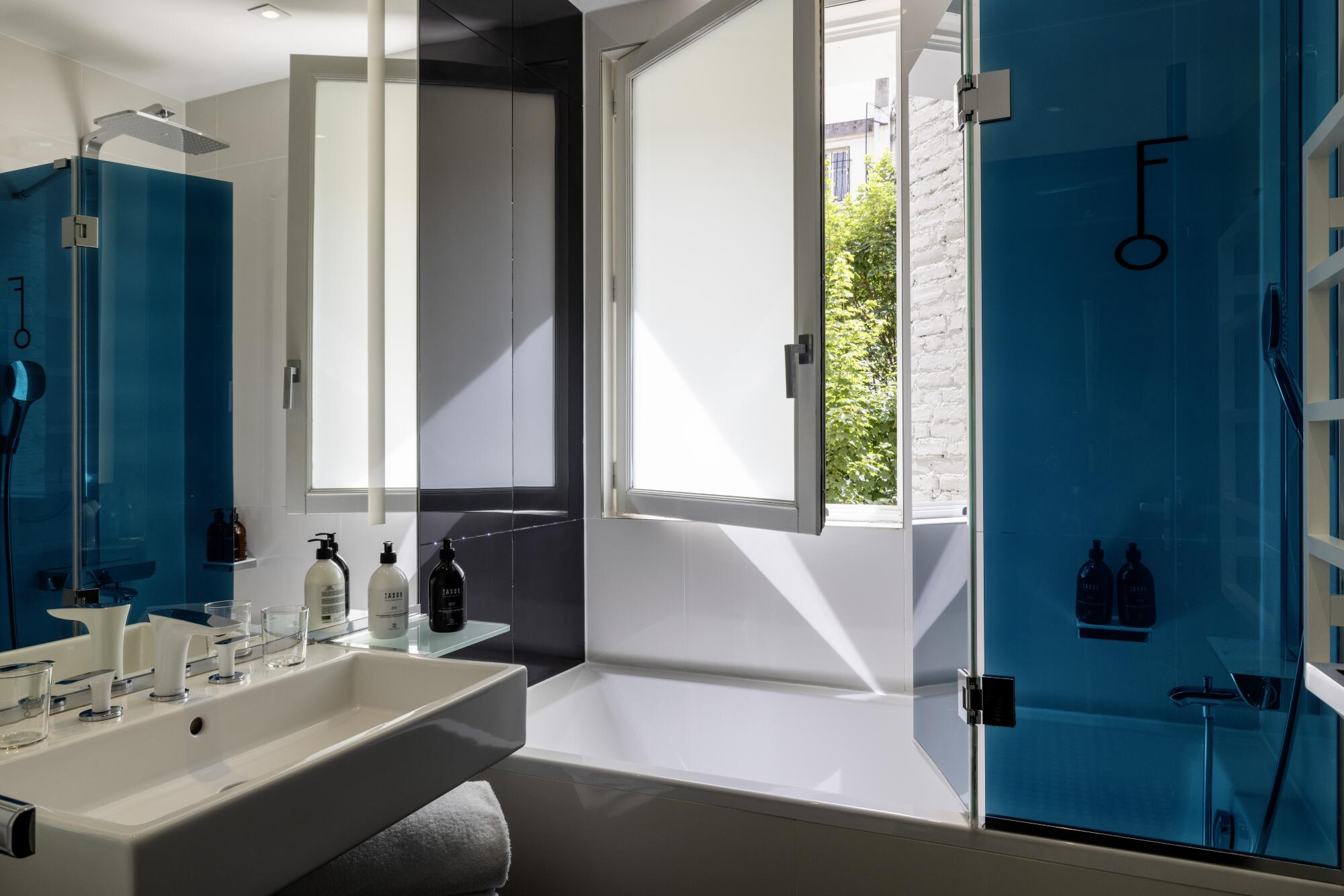 Double or Twin Executive