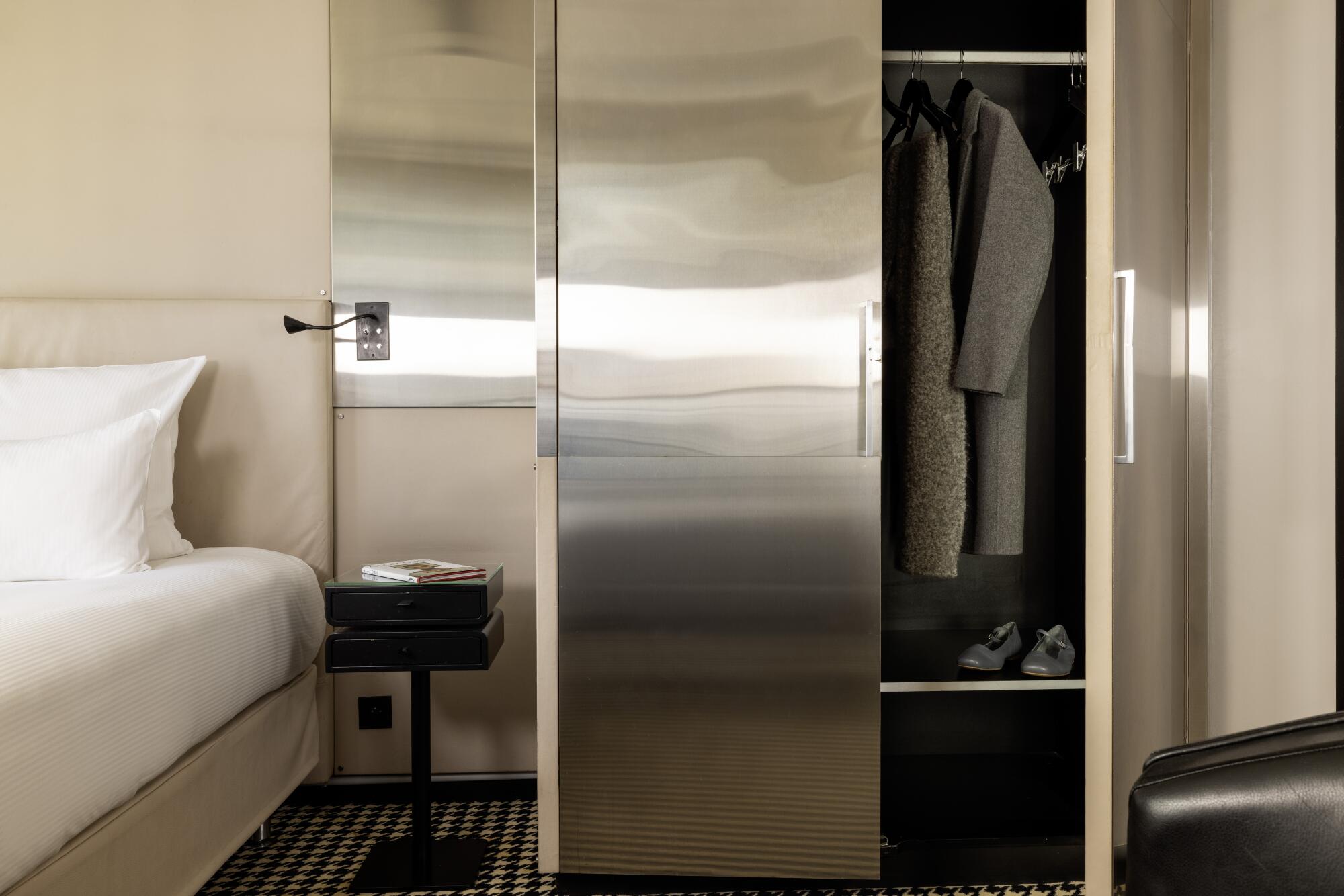 Double or Twin Executive