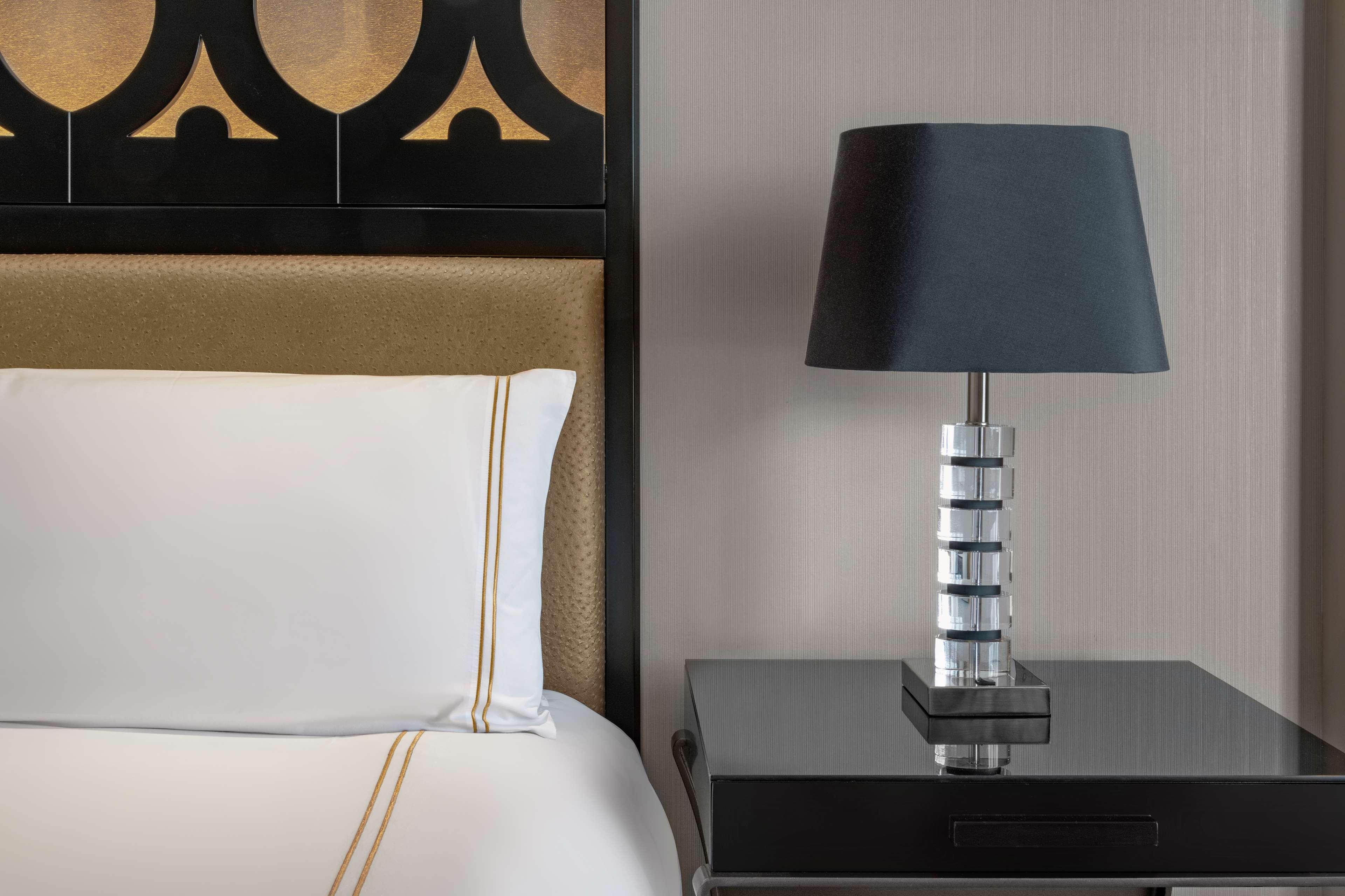 Double Executive King Bed