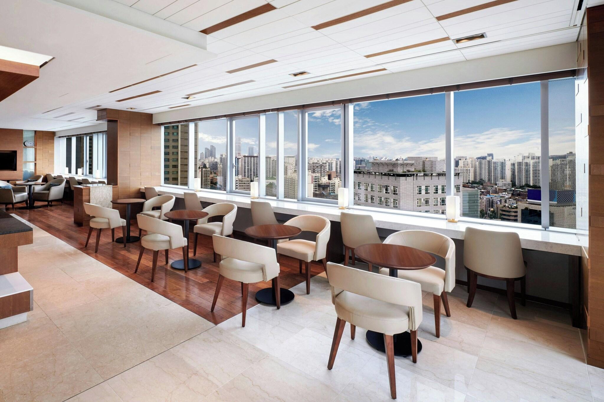 Suite King Bed One Bedroom 