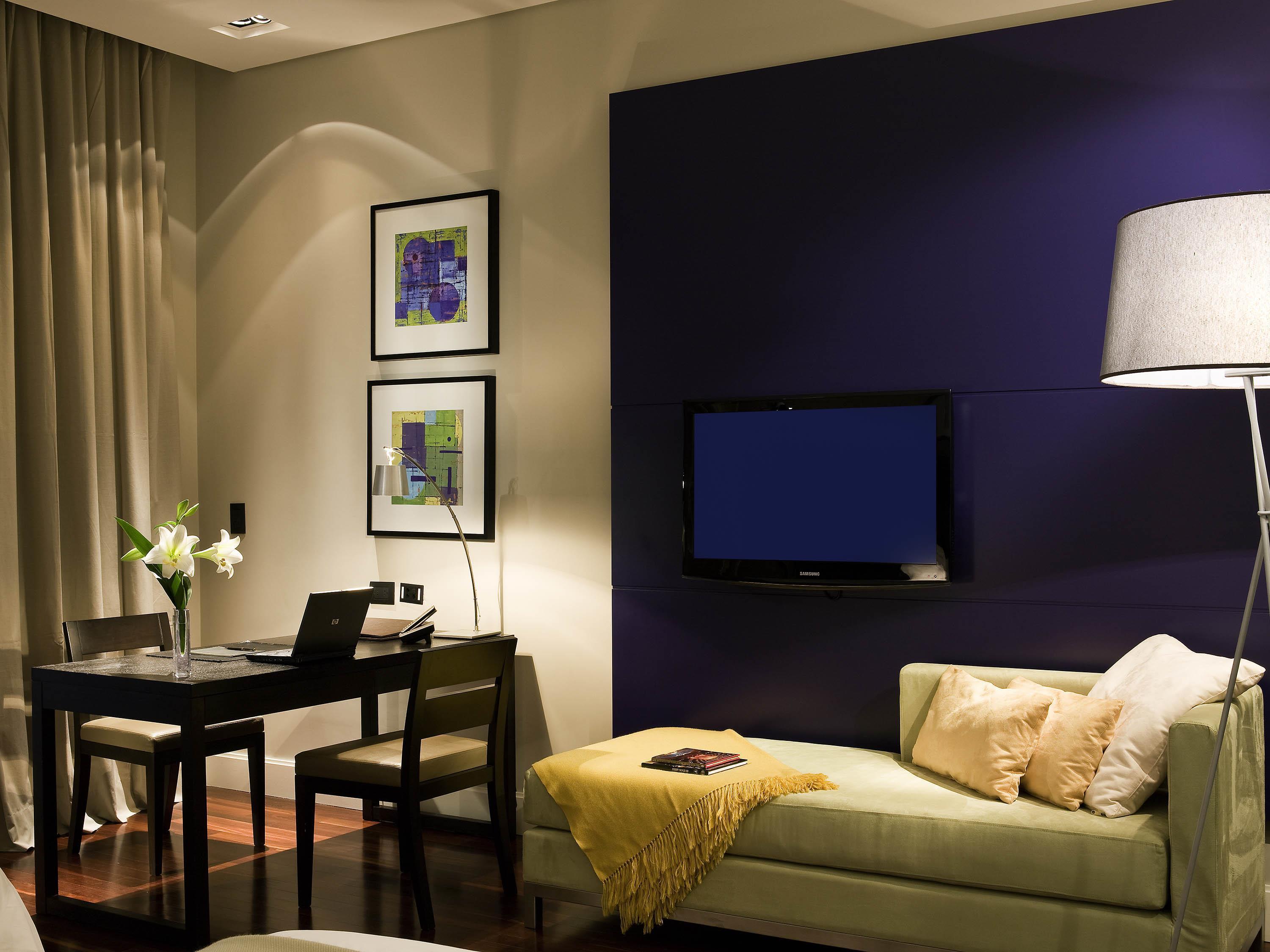 Double Superior King Bed