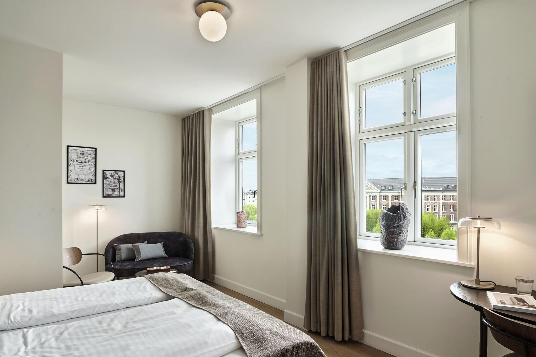 Suite Two Queen Beds