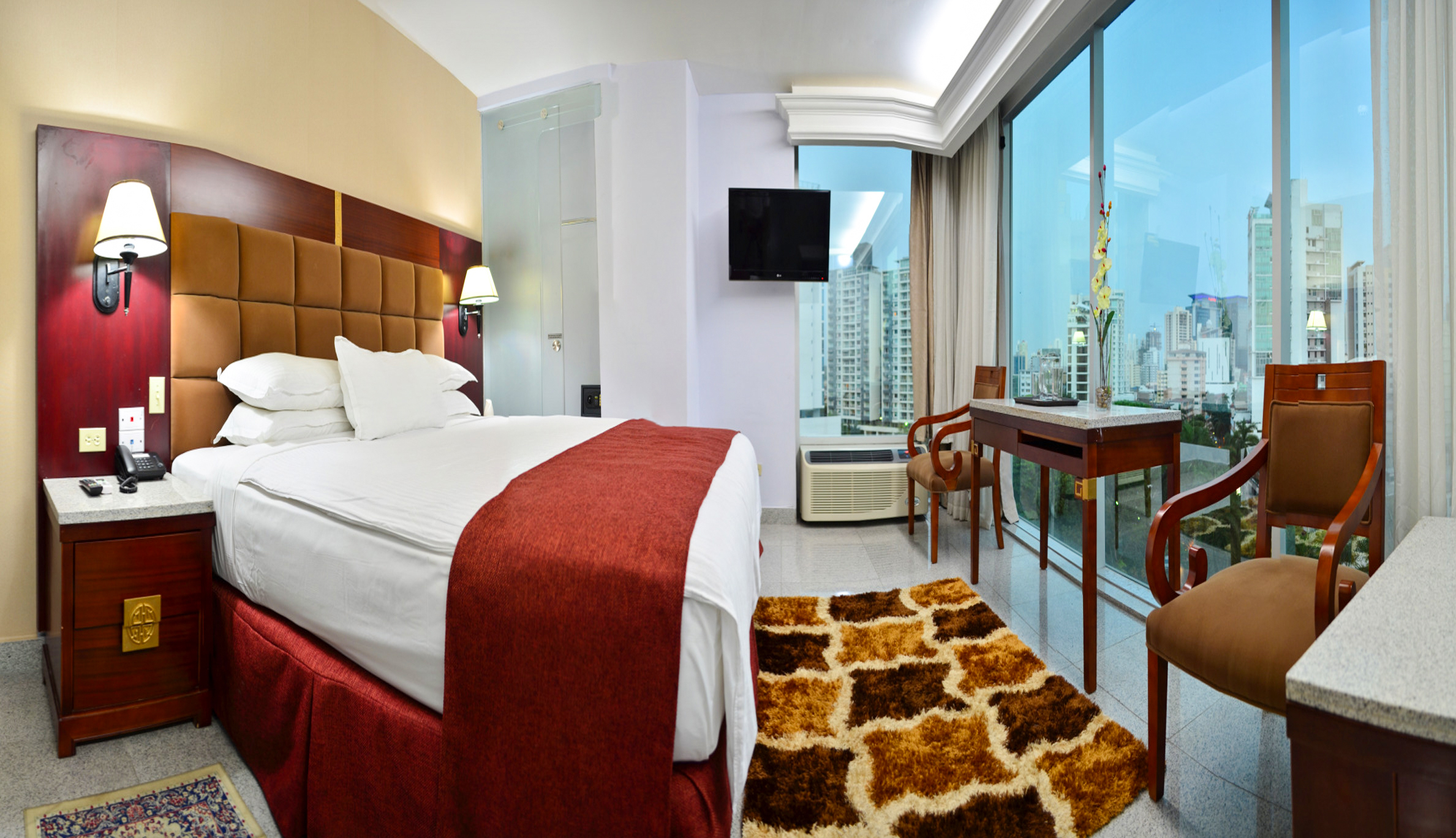 Double Deluxe King Bed