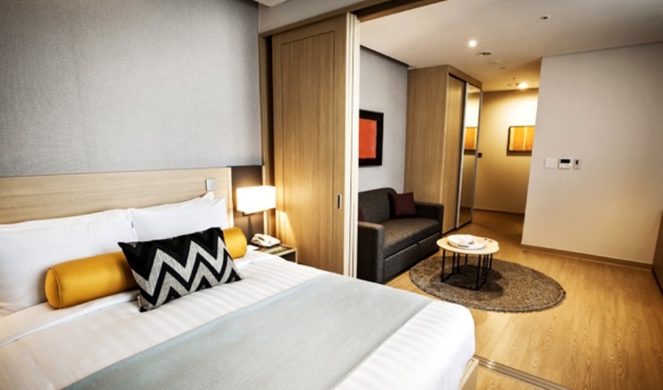 Double Premier Queen Bed