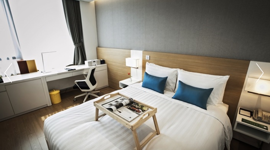 Double Superior Queen Bed