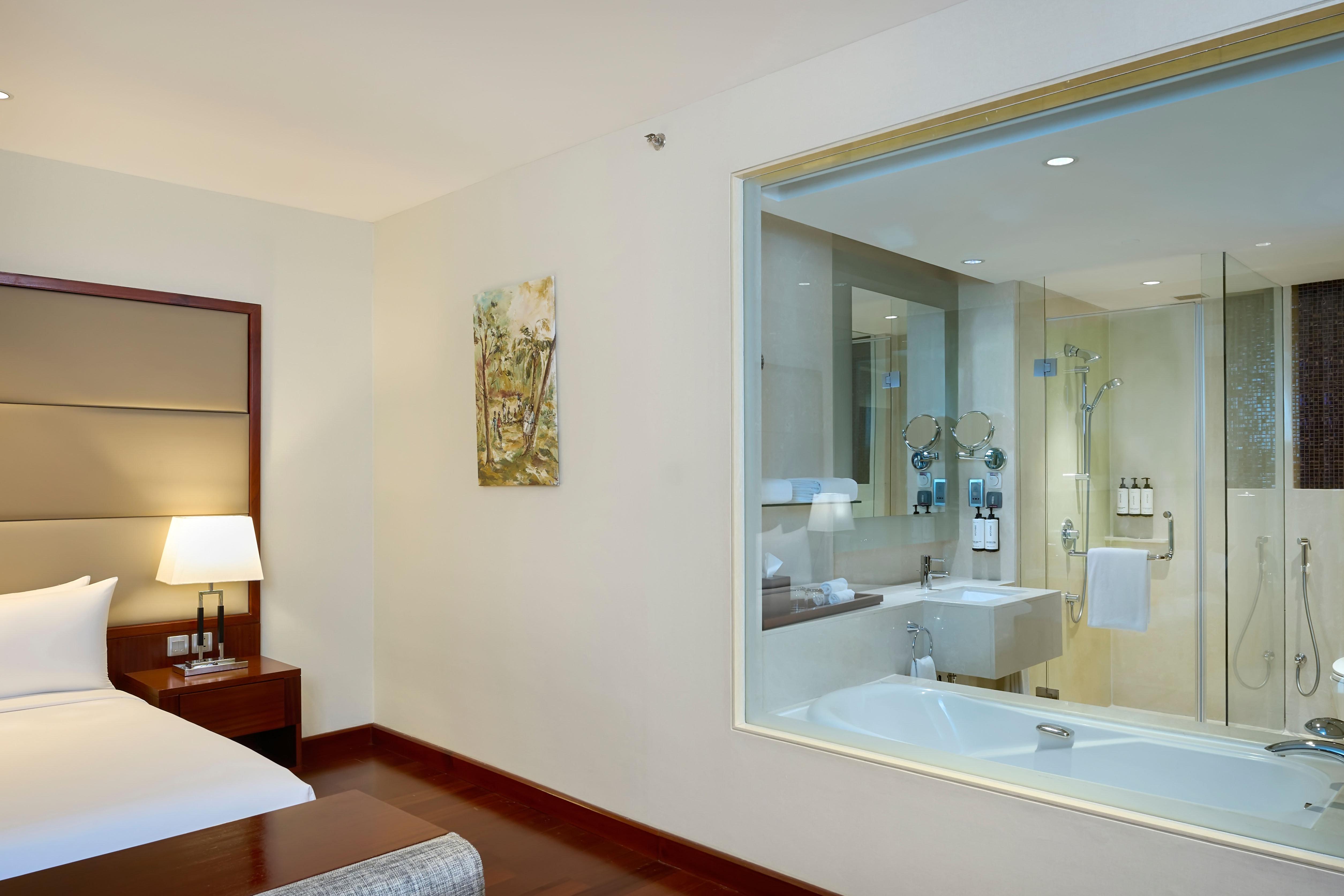 Junior Suite King Size Bed