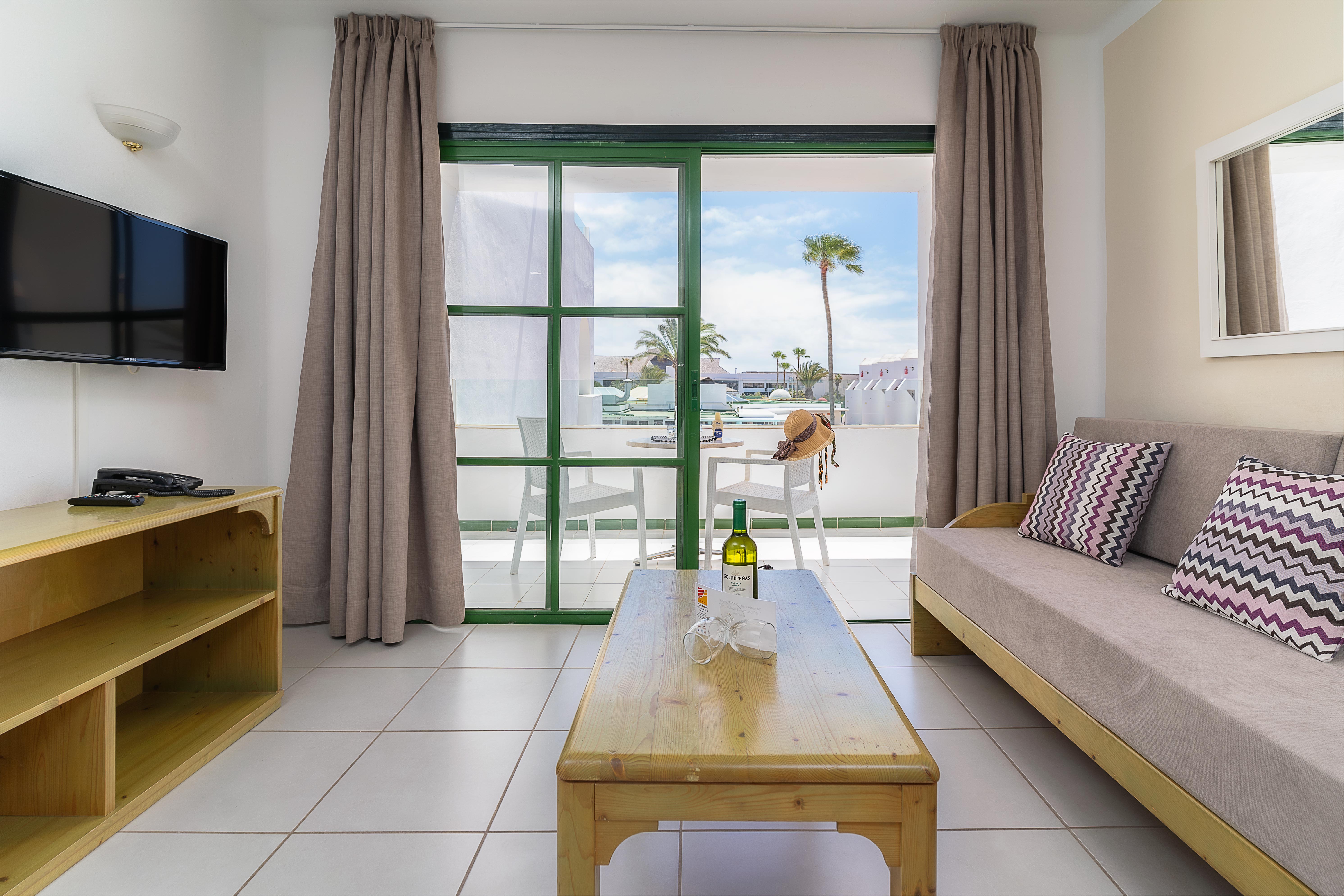 Apartment Capacity 1