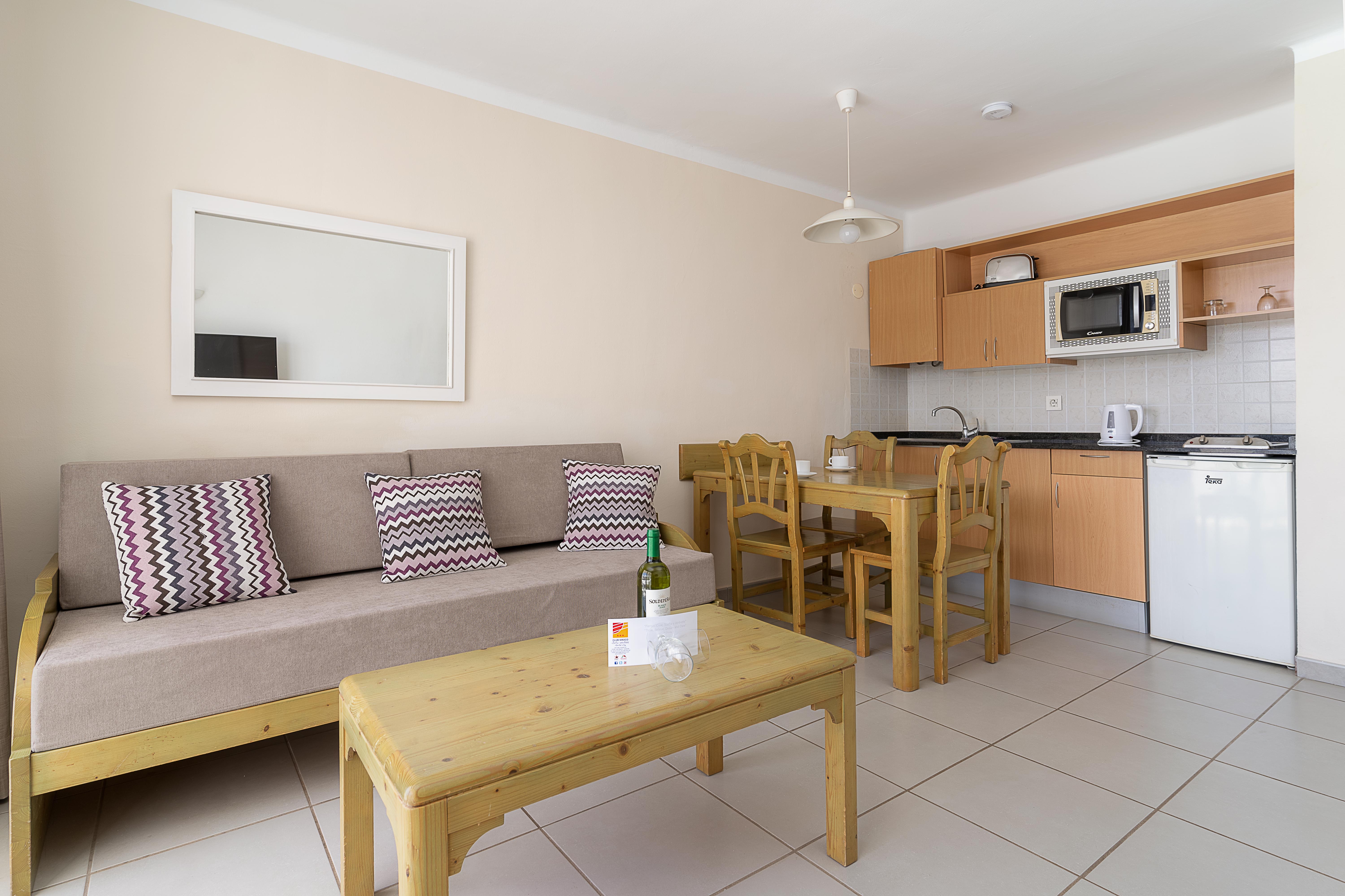 Apartment Capacity 1