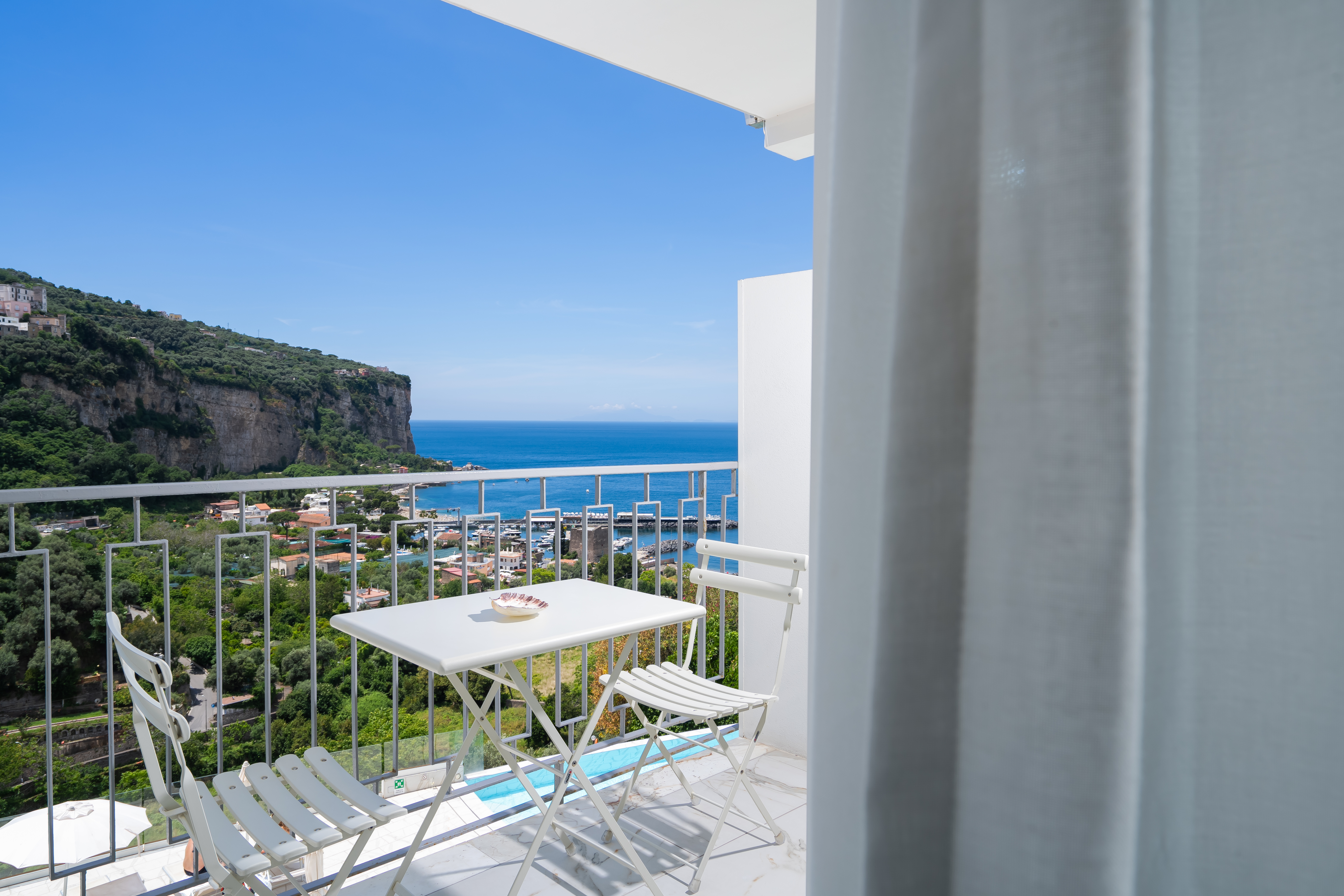 Room Deluxe Sea View