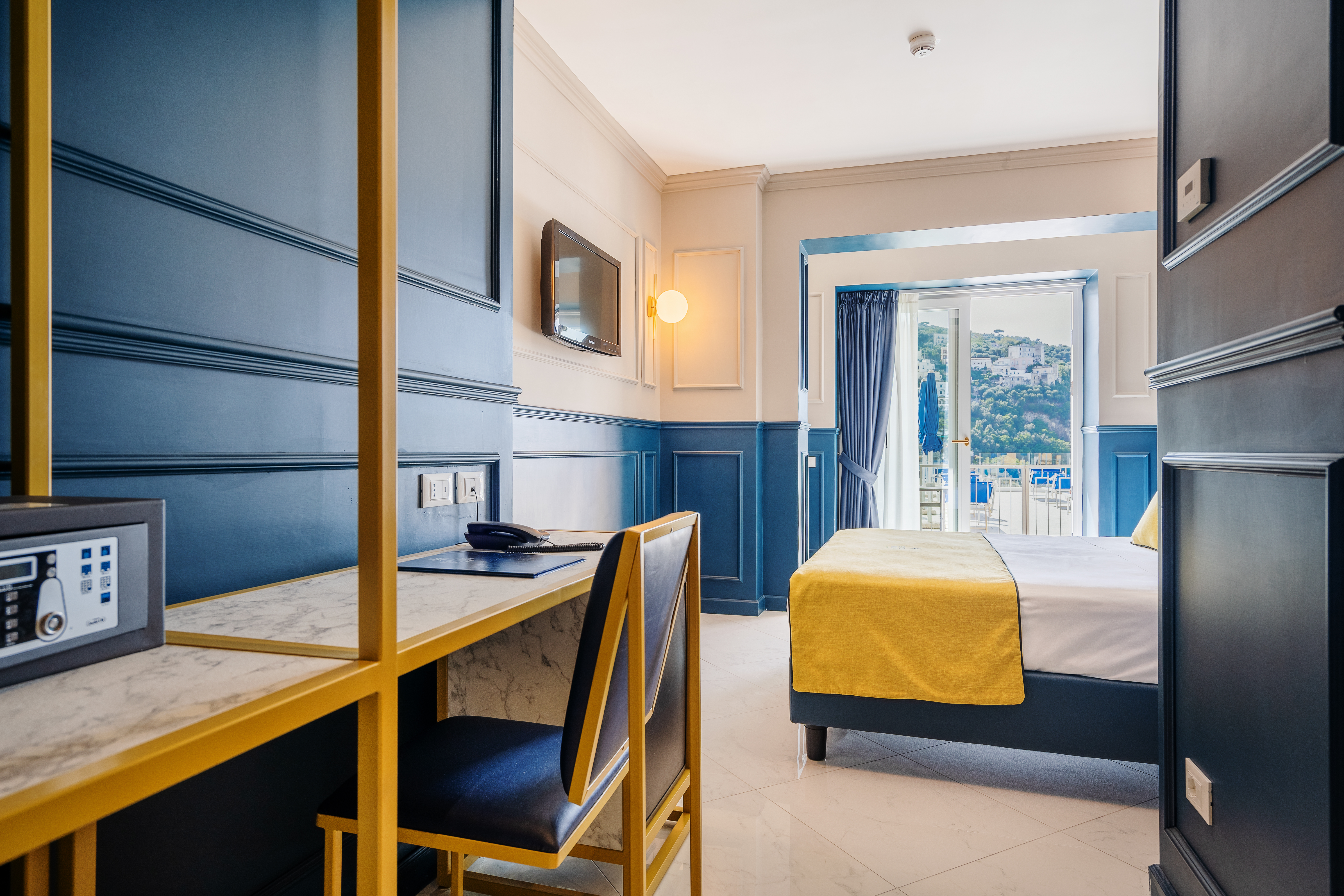 Double Superior Pool View