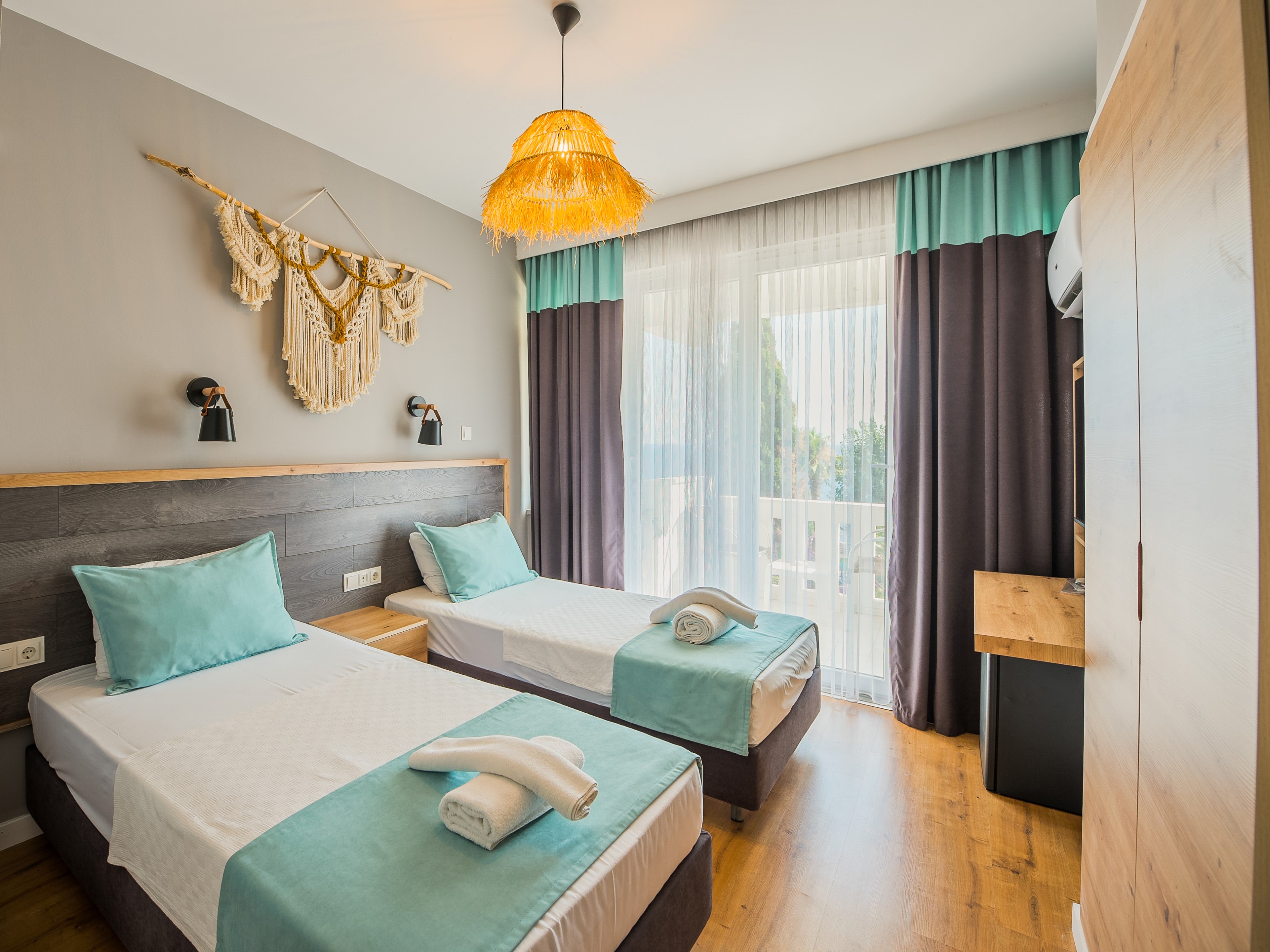 Double Single Sea View