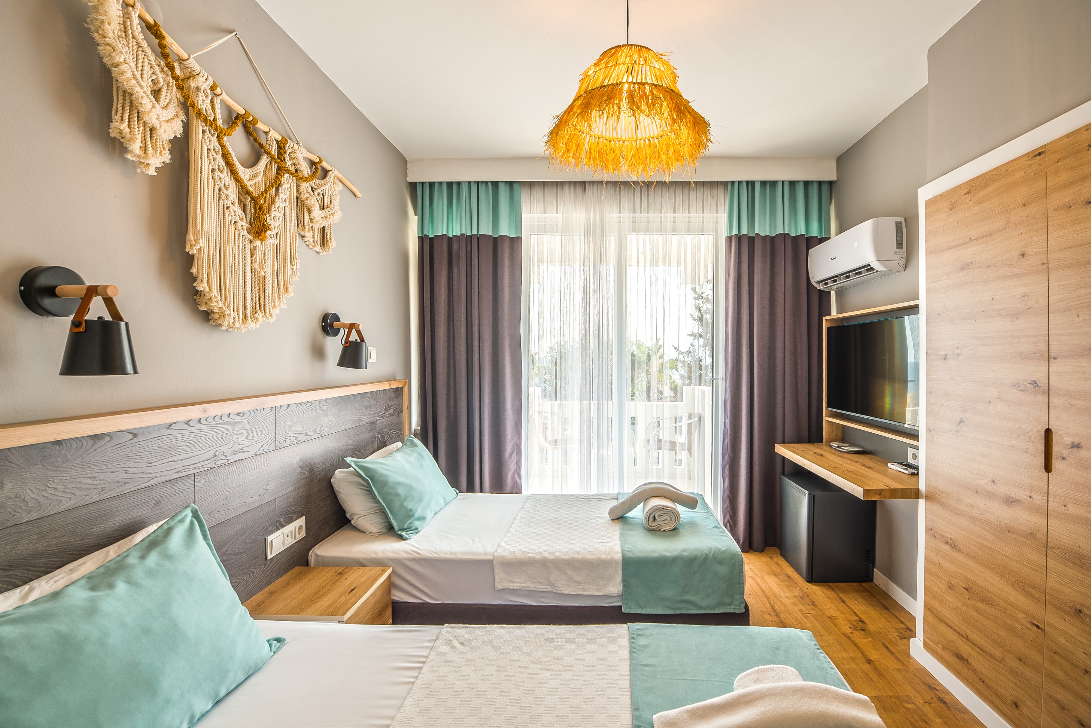 Double Single Sea View