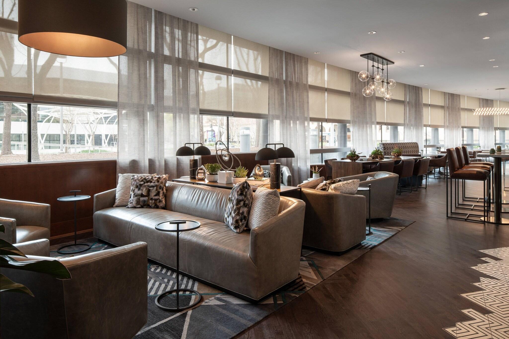 Quadruple Club Two Queen Beds