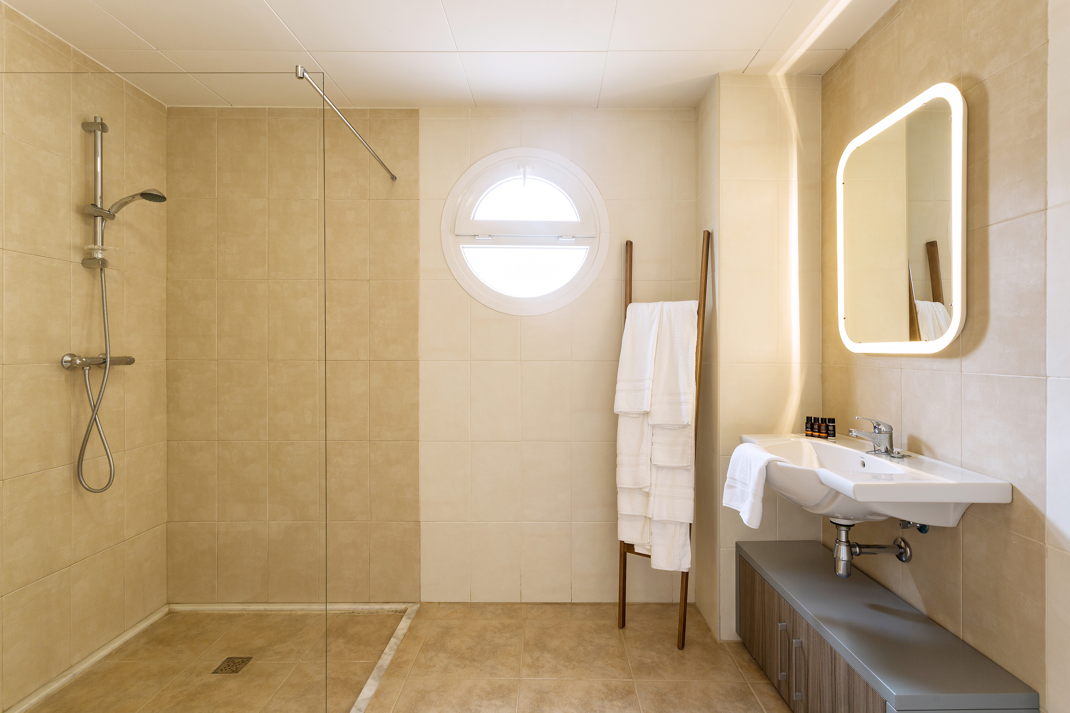 Apartment Capacity 3 Two Bedrooms