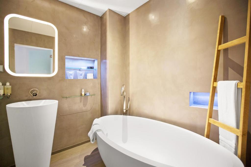 Double Single Deluxe