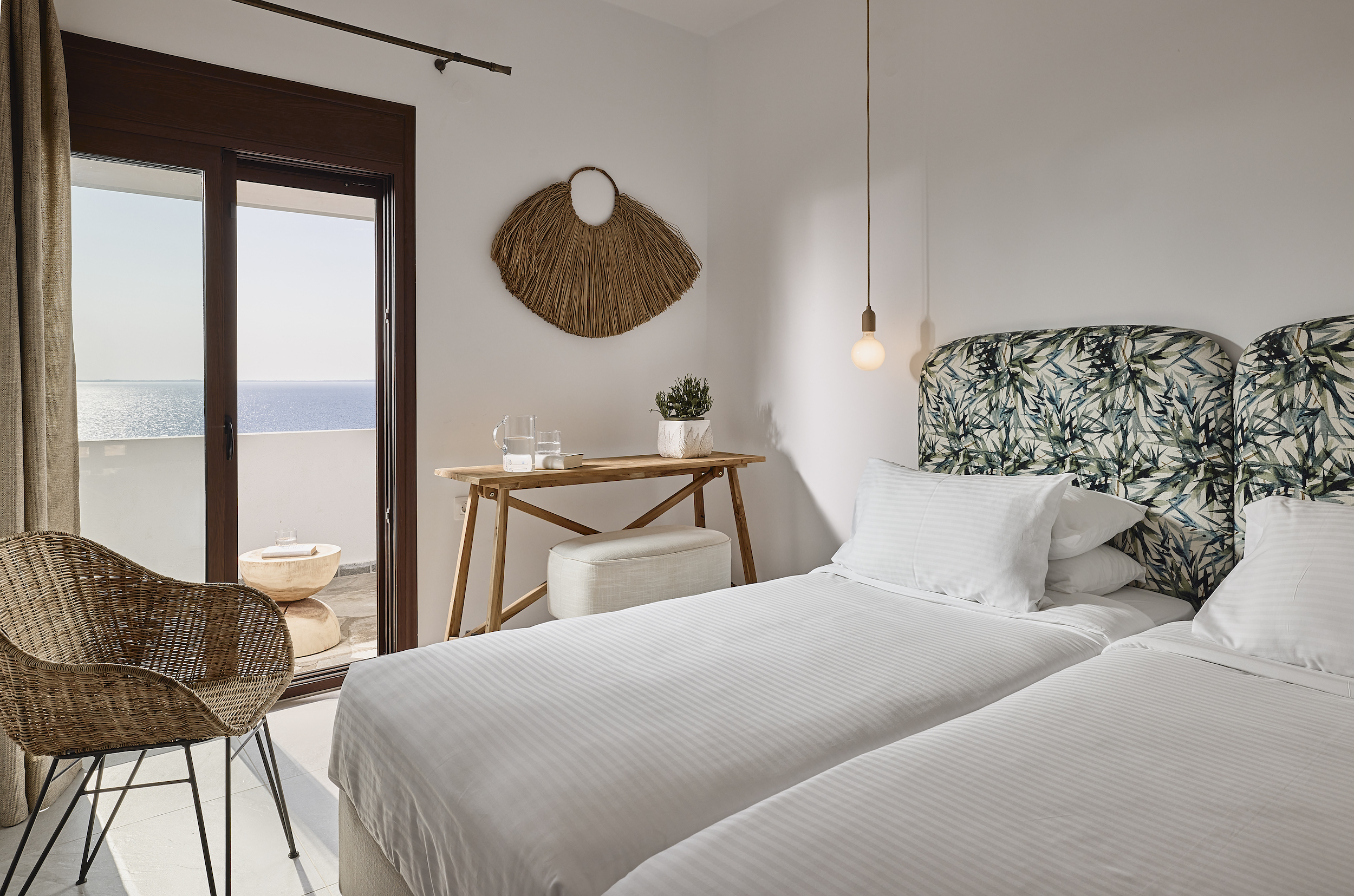 Double Single Superior