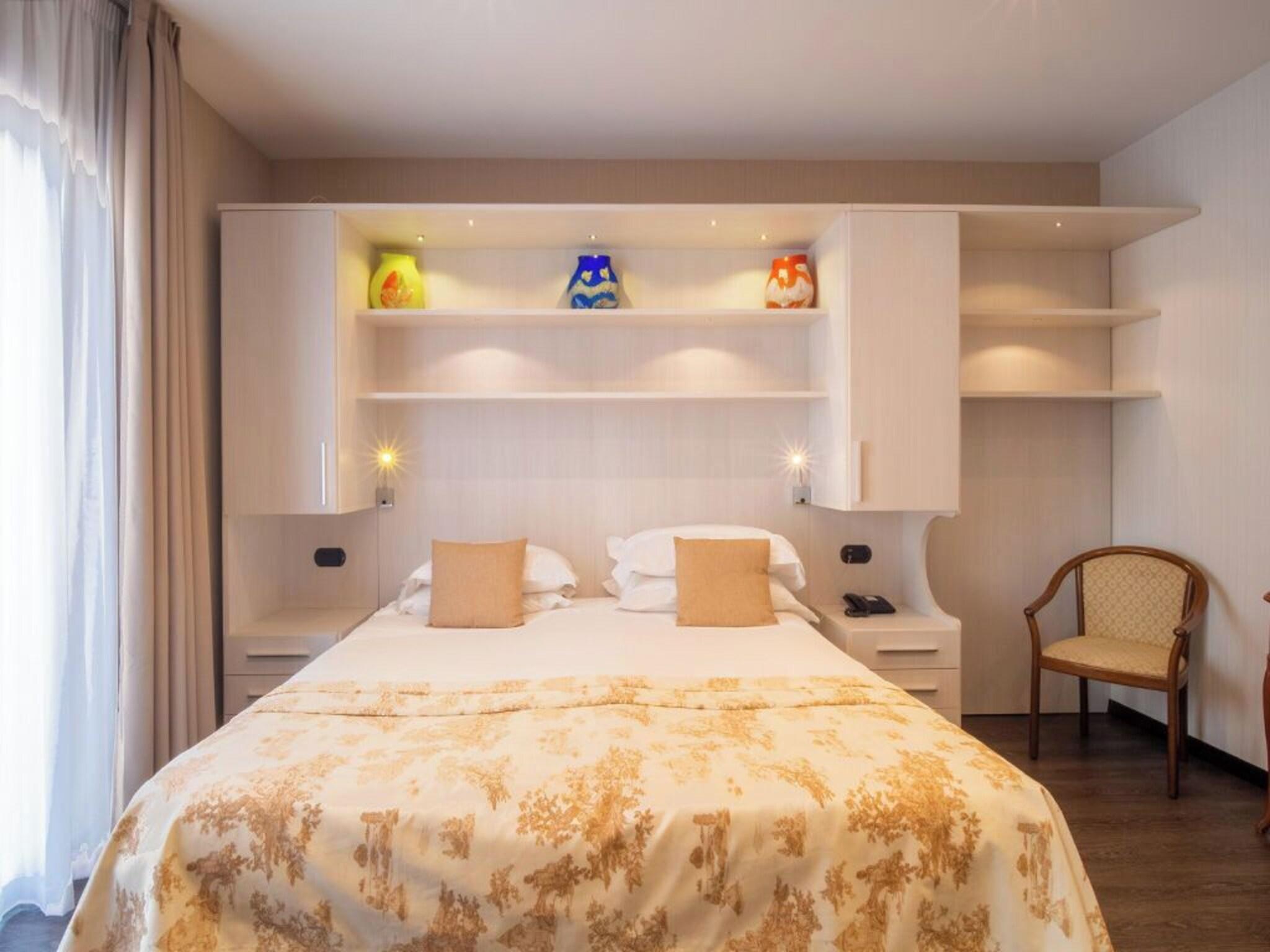 Double Superior Queen Bed