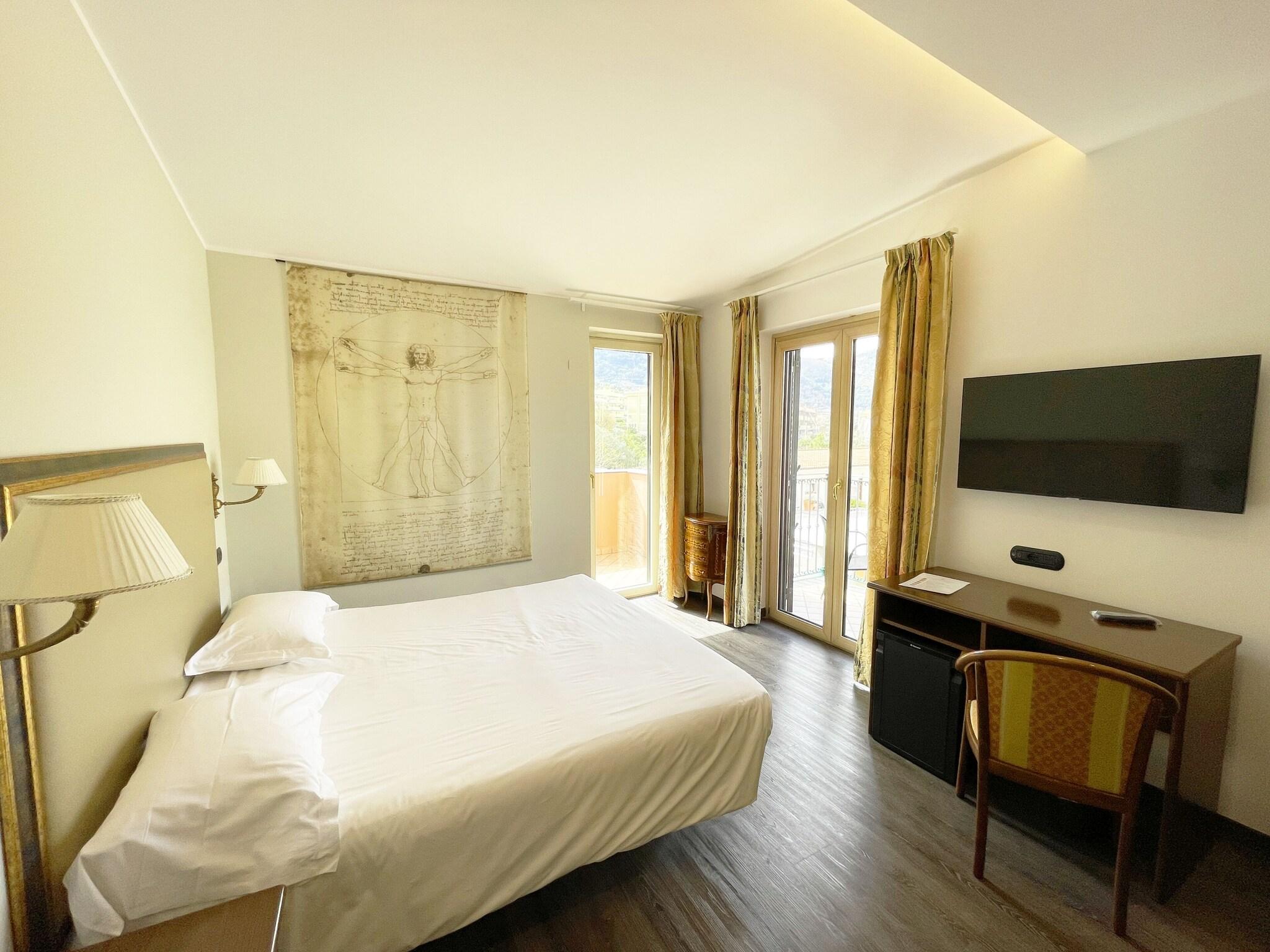 Double Superior Queen Bed