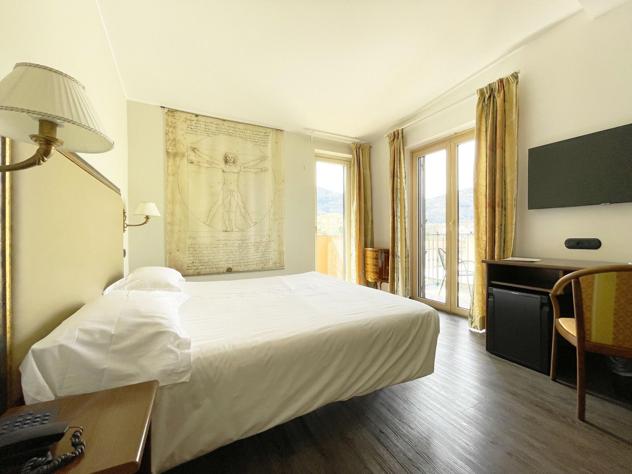 Double Superior Queen Bed