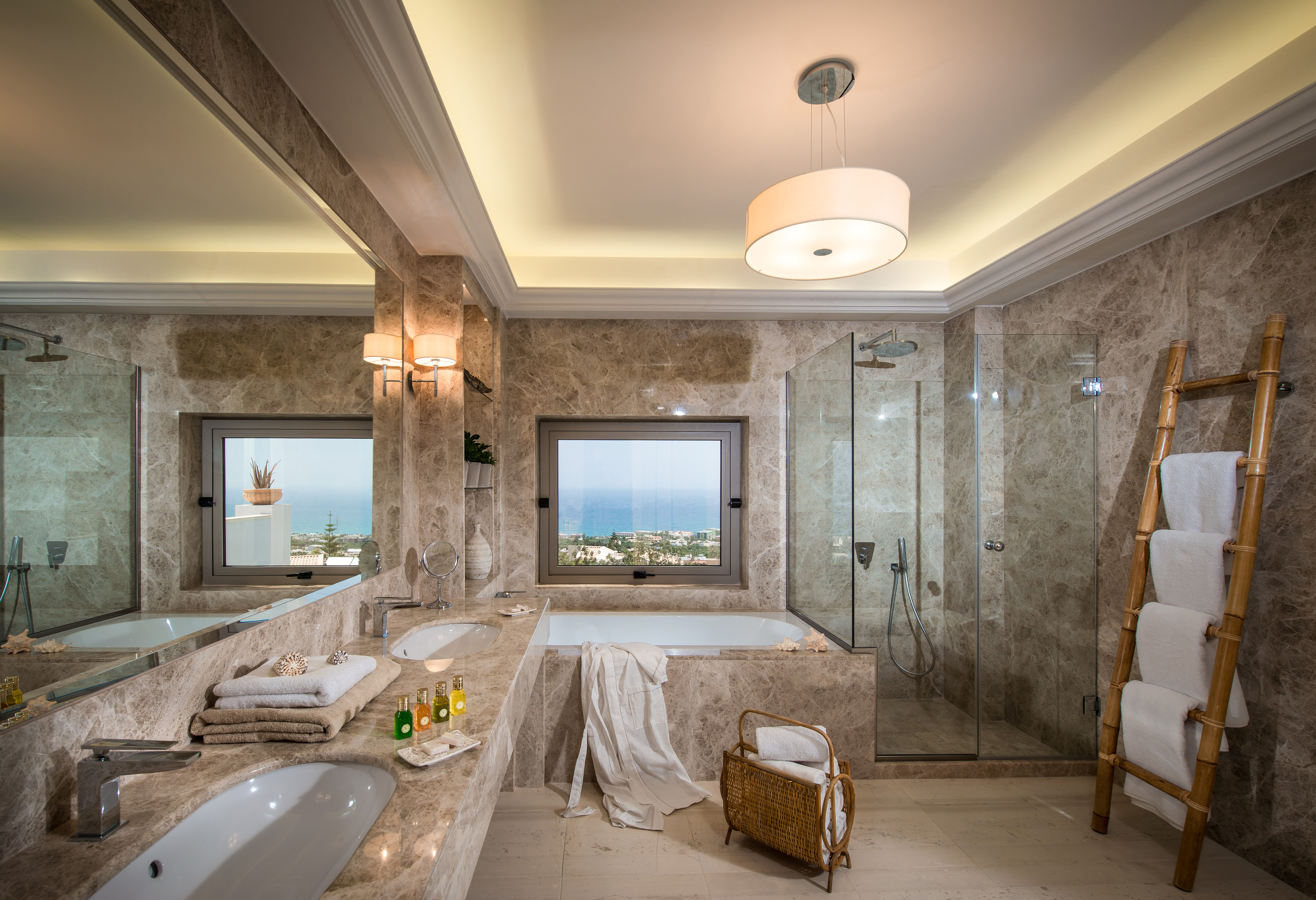 Suite with Jacuzzi
