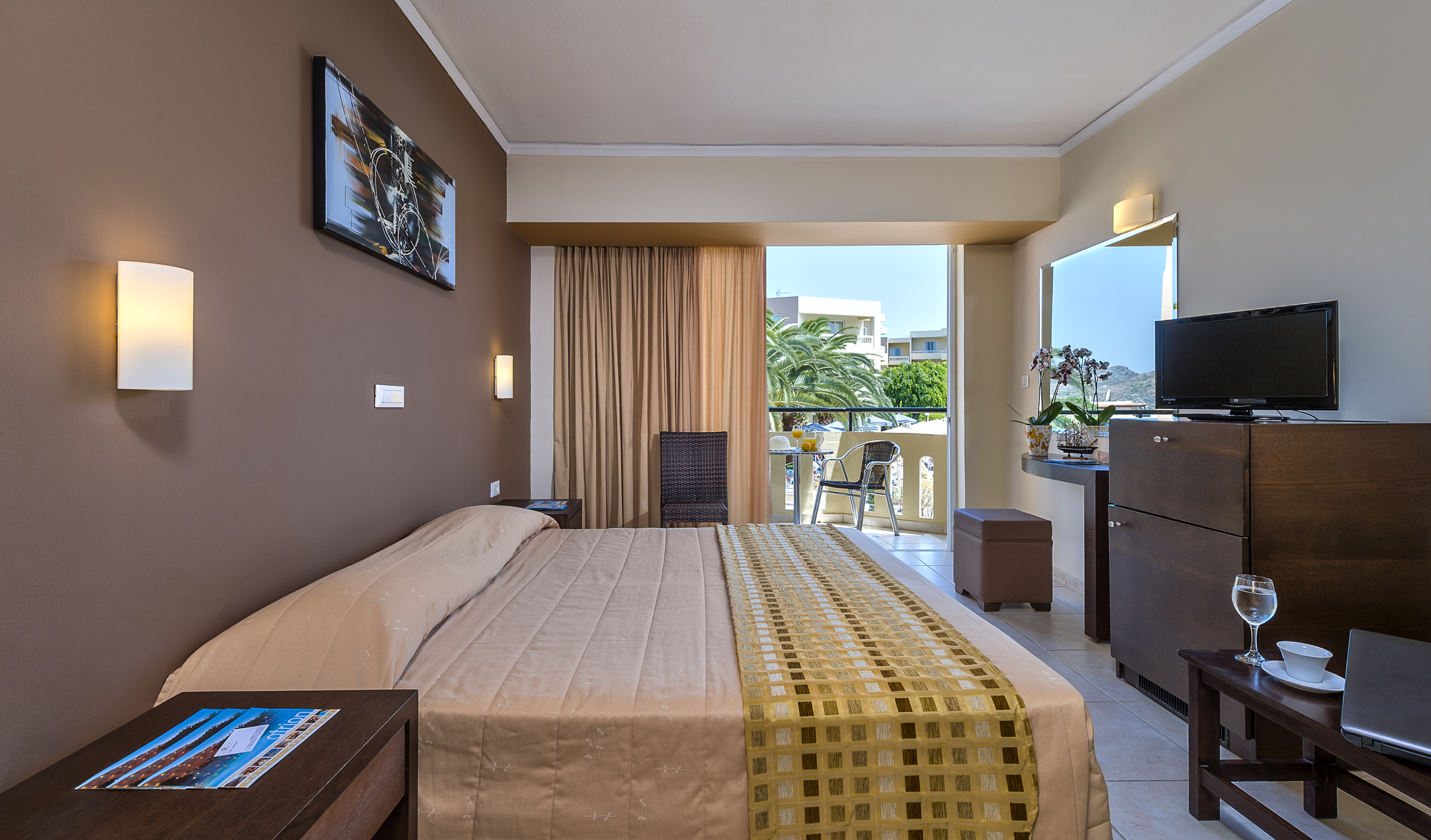 Double or Twin Standard