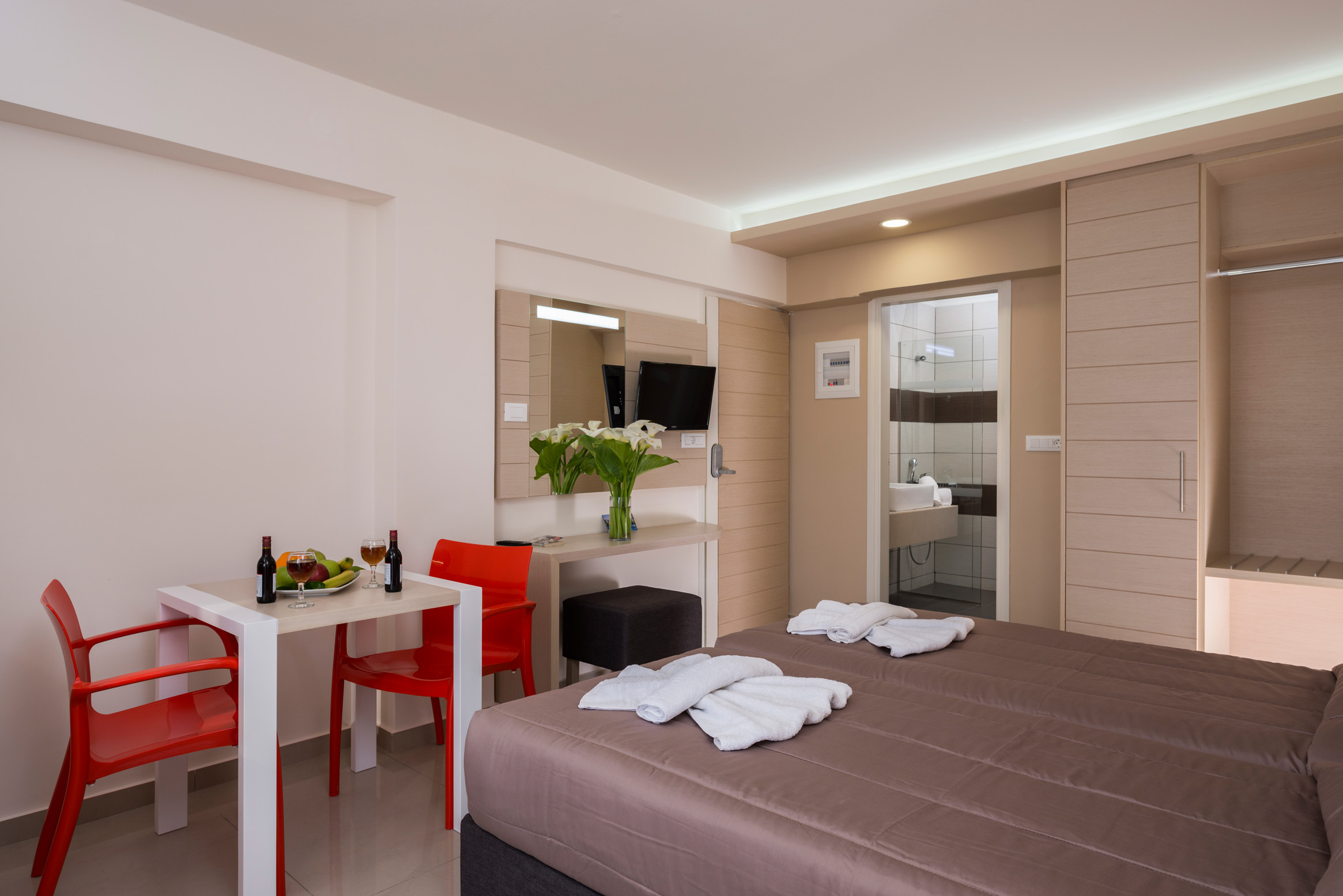 Double or Twin Standard