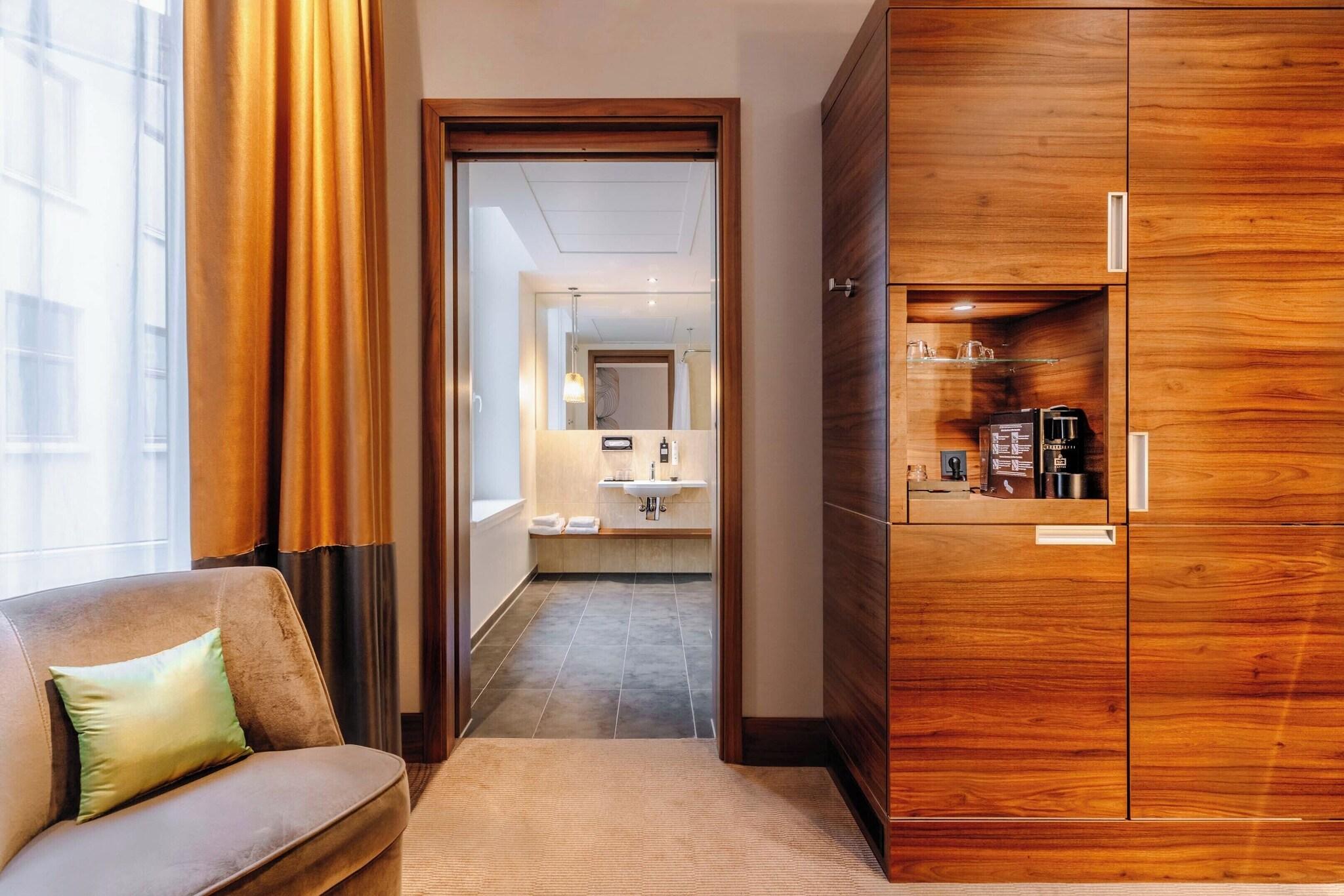 Double King Size Bed