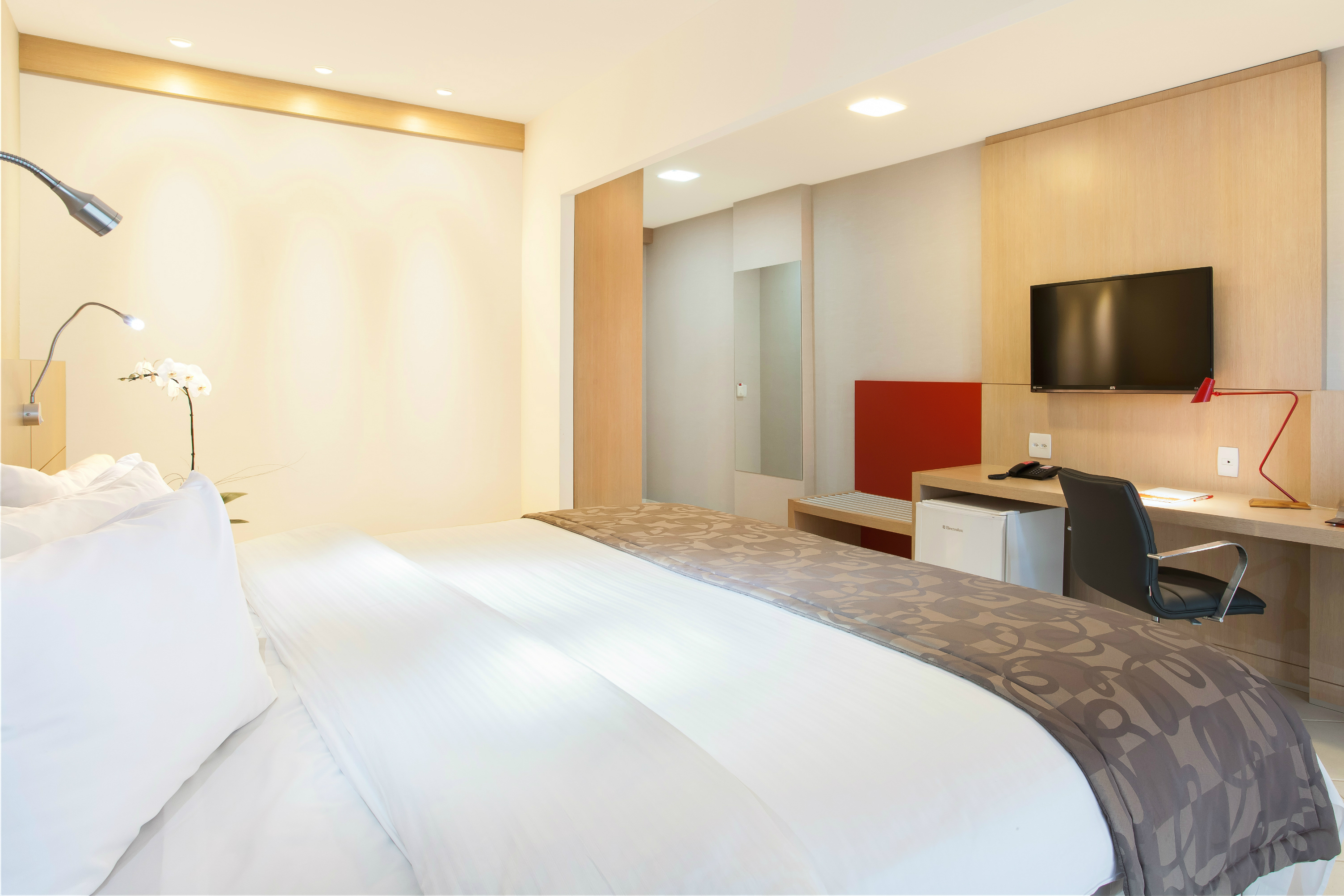 Suite Queen Bed Non Smoking