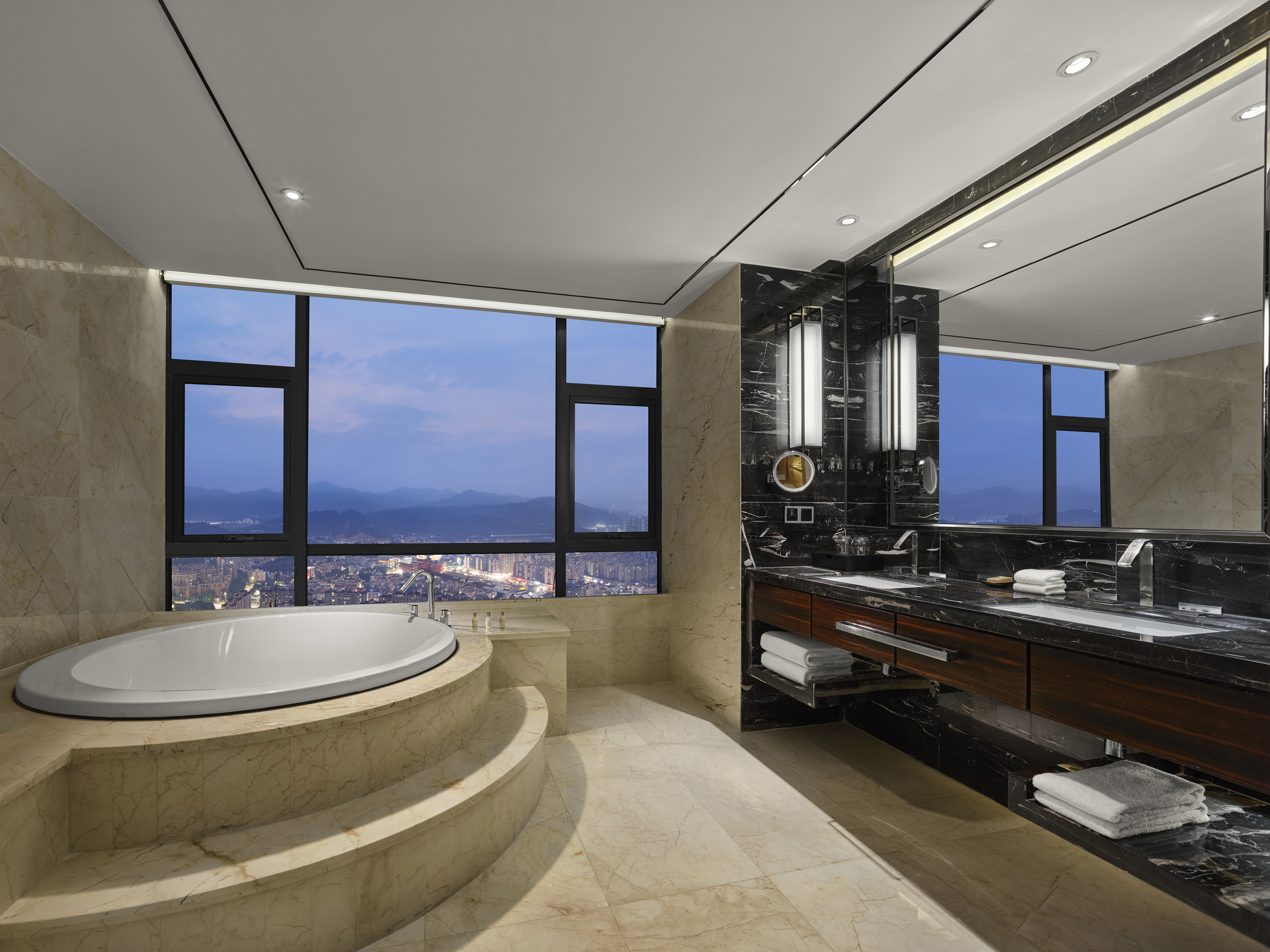 Suite Executive King Bed