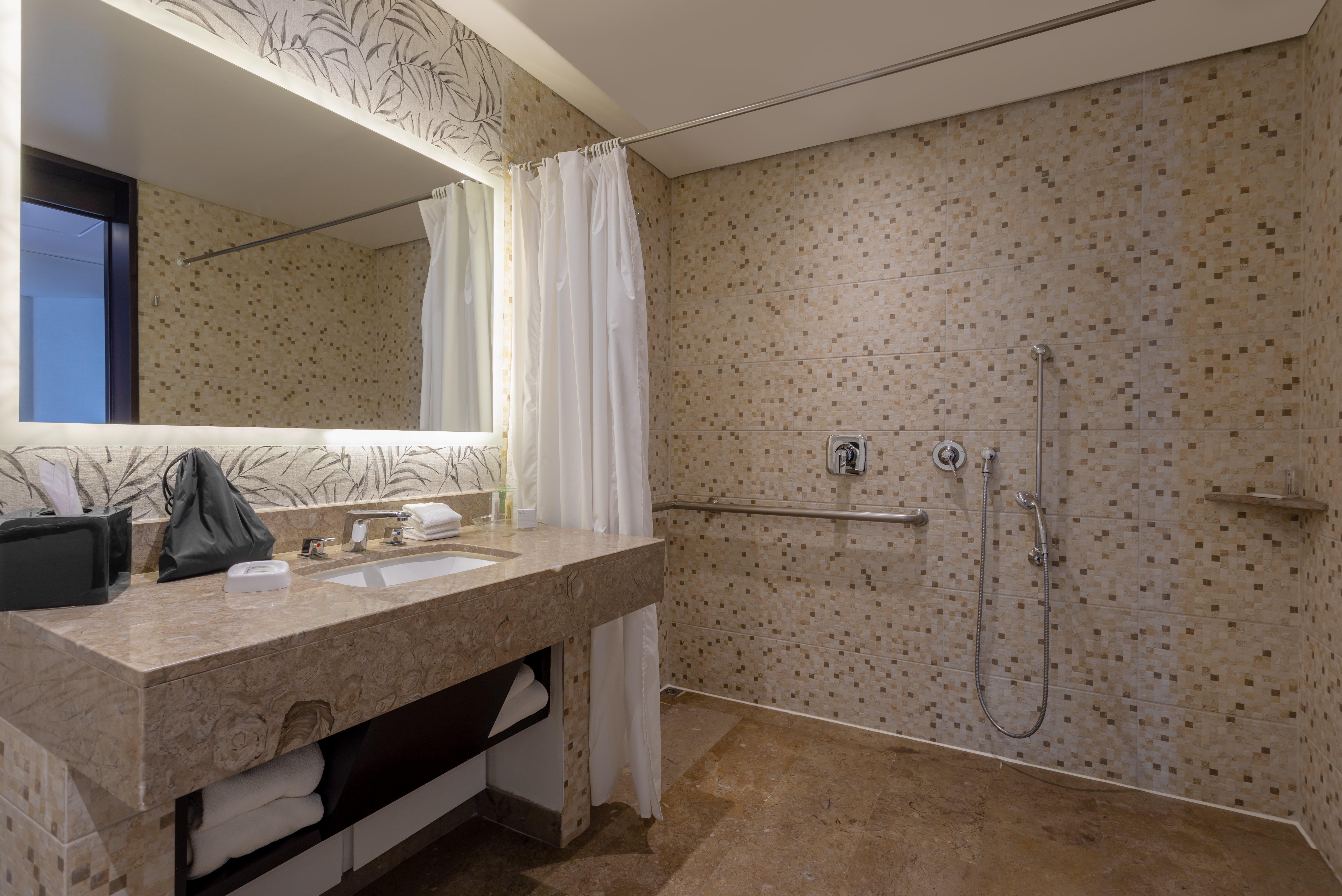 Double Accessible King Size Bed