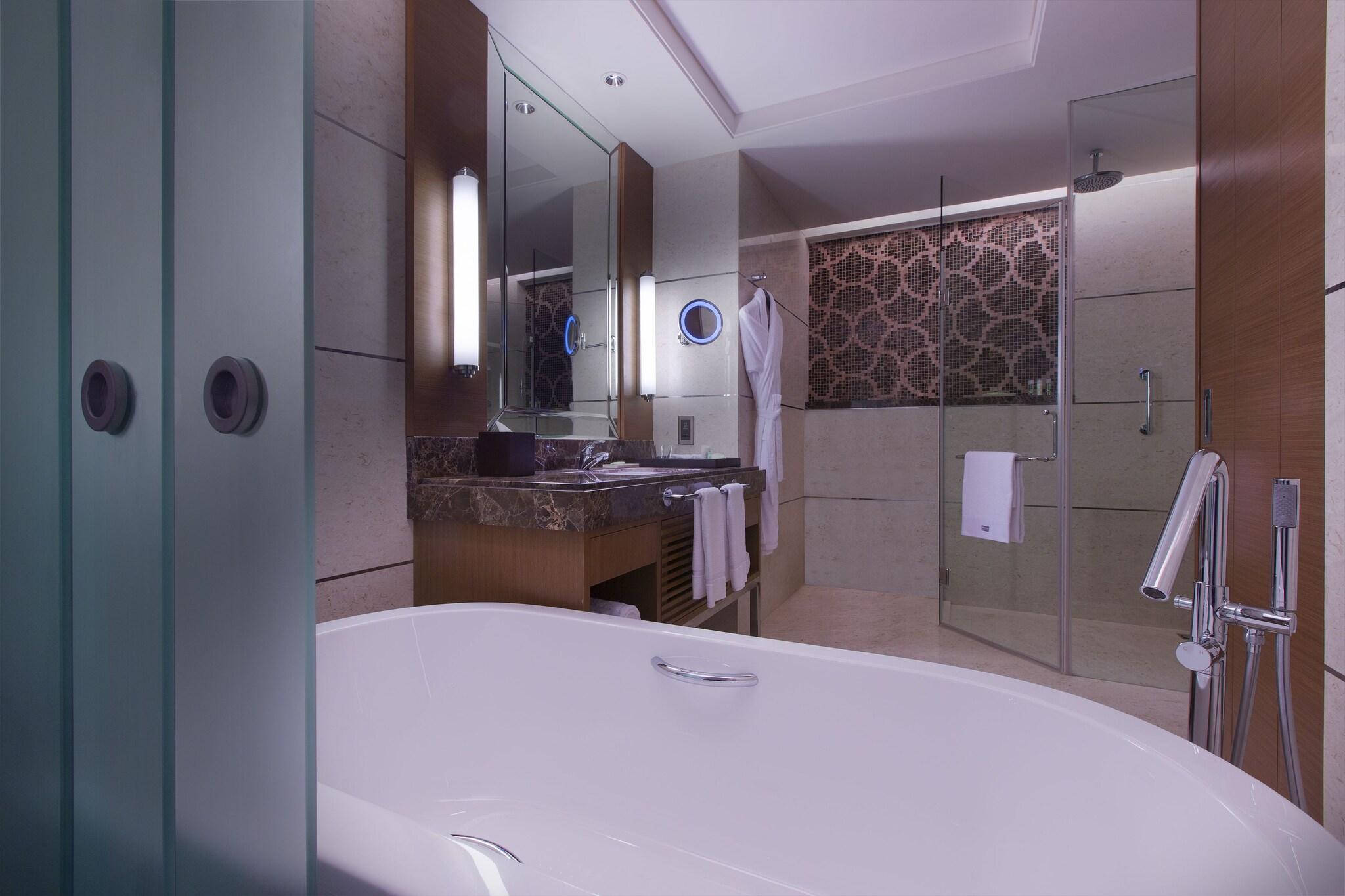 Suite Executive King Bed