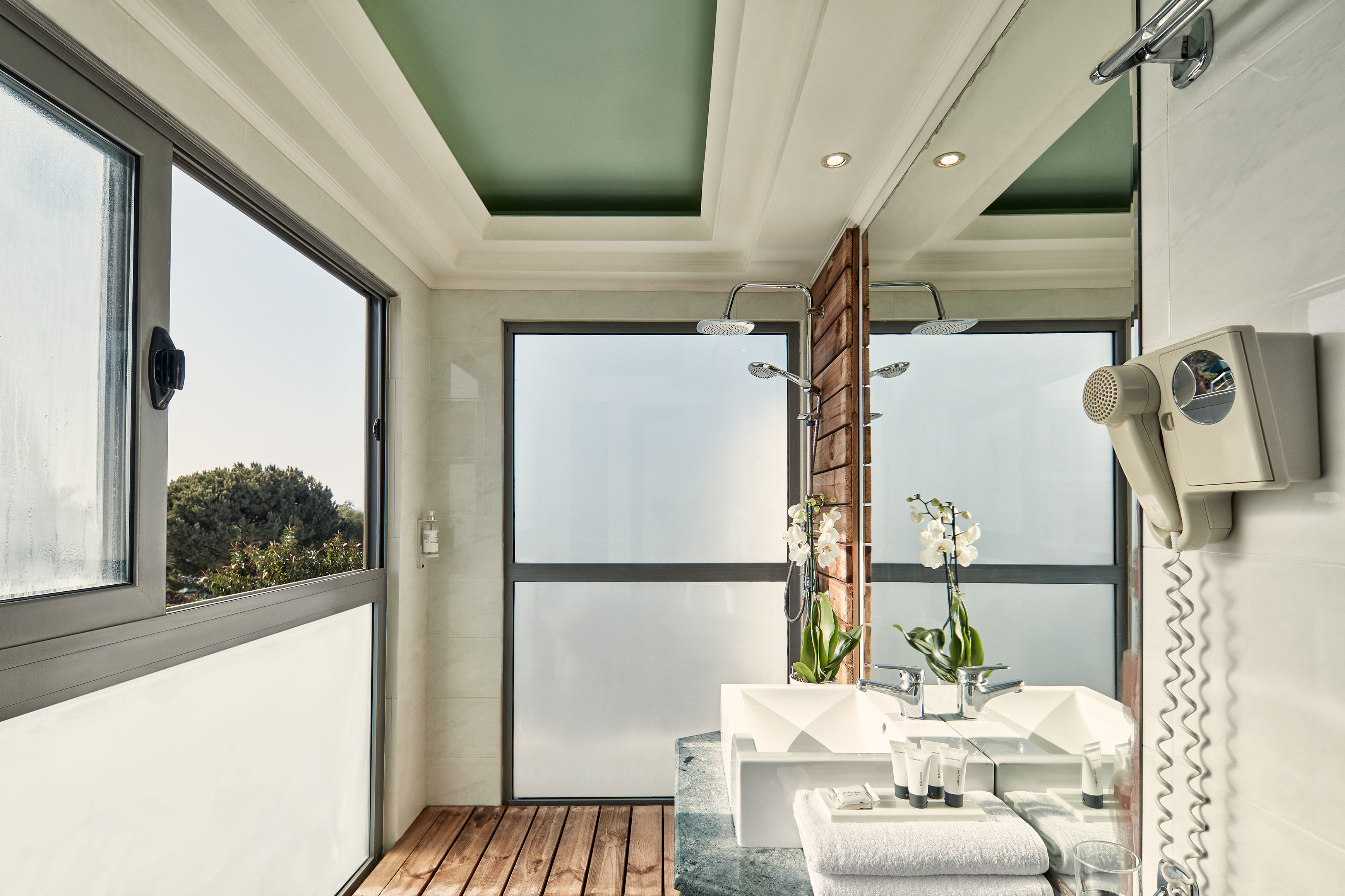 Double or Twin Comfort Sea View