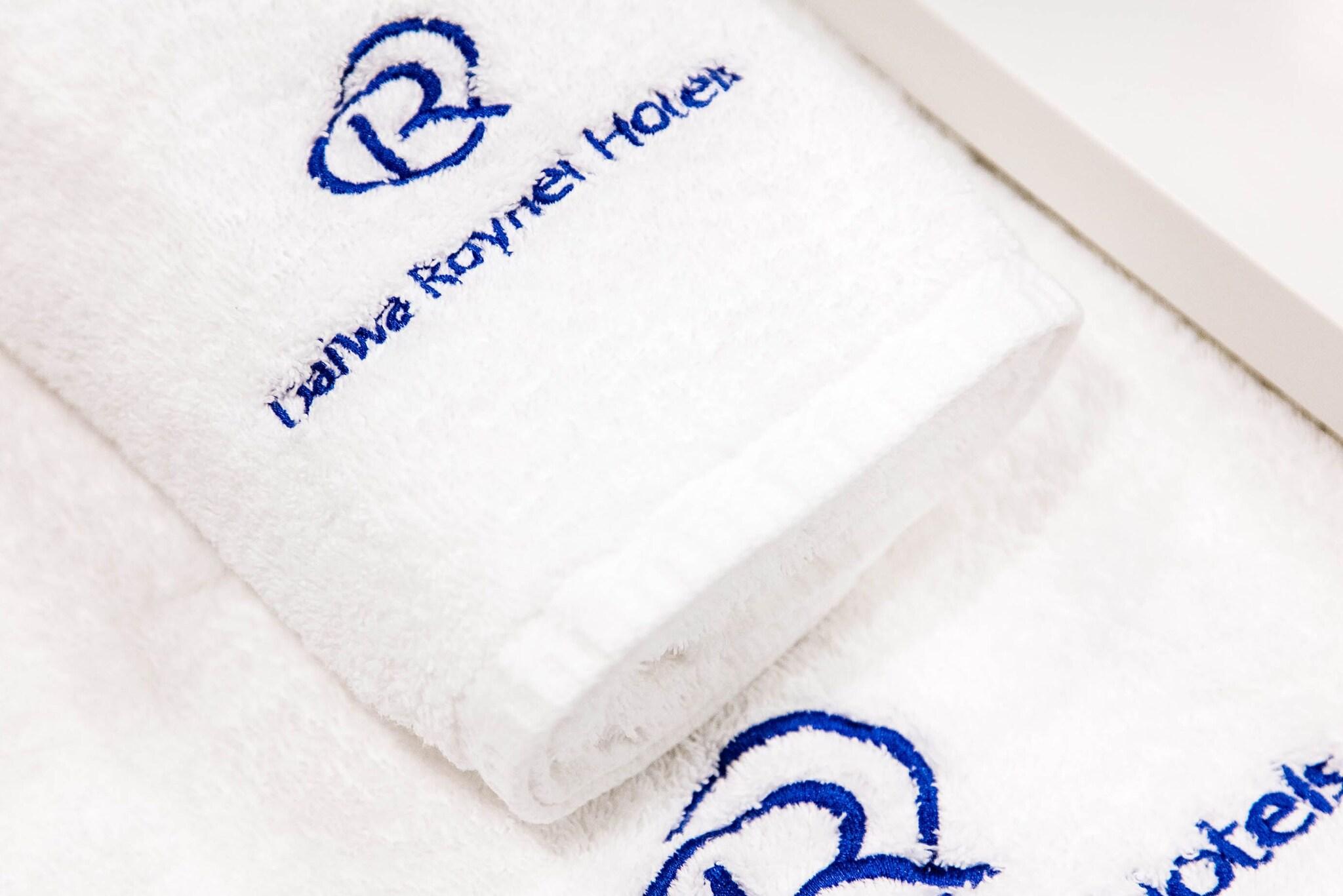 Double Business Smoking