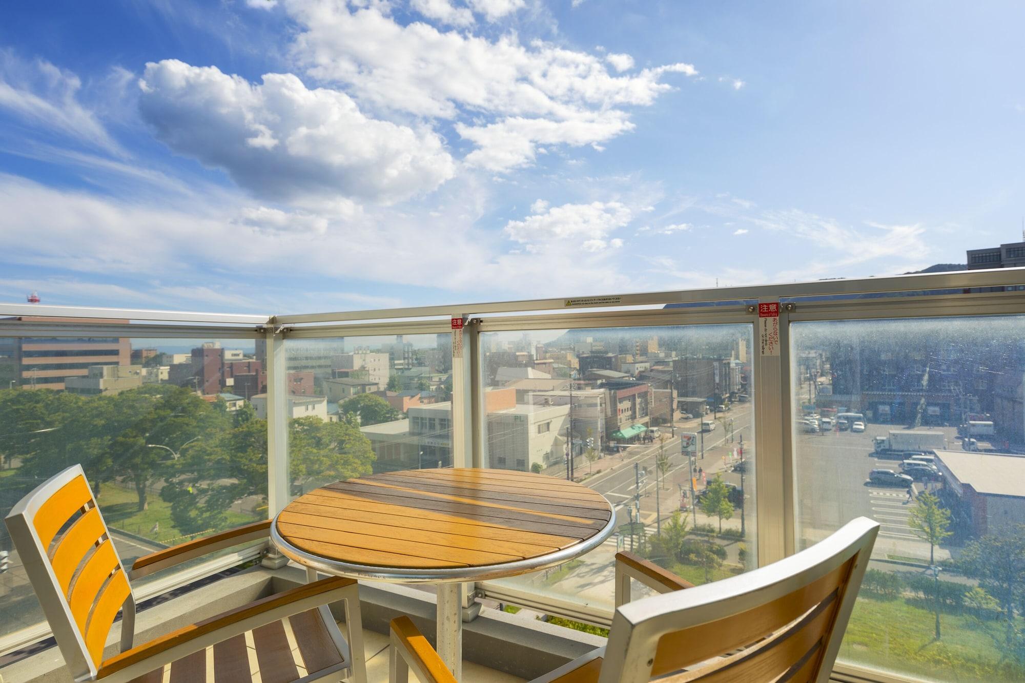 Quadruple Non Smoking