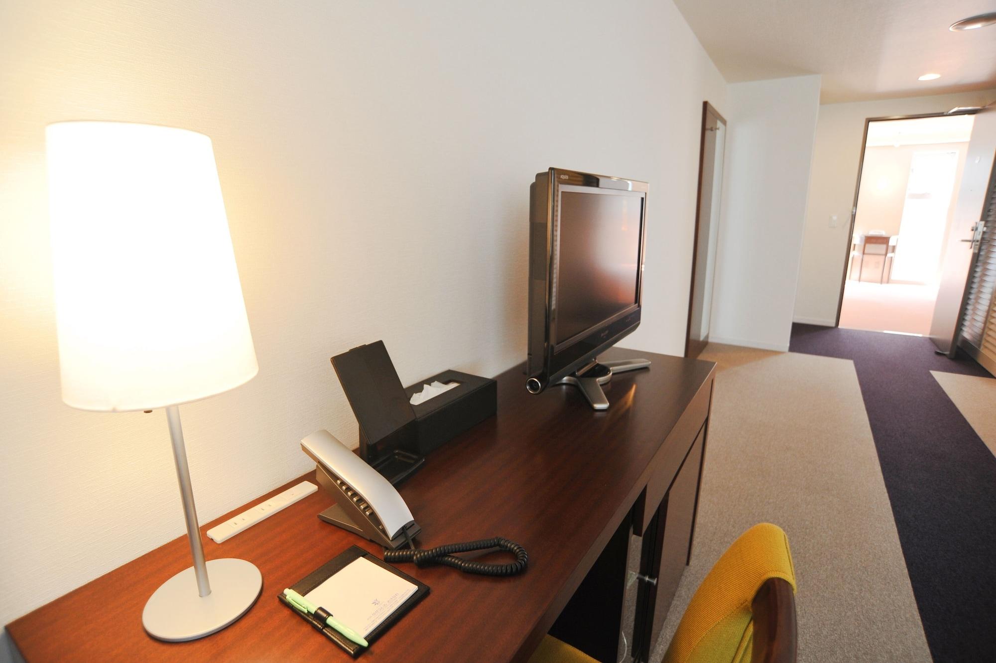 Quadruple Capacity 4